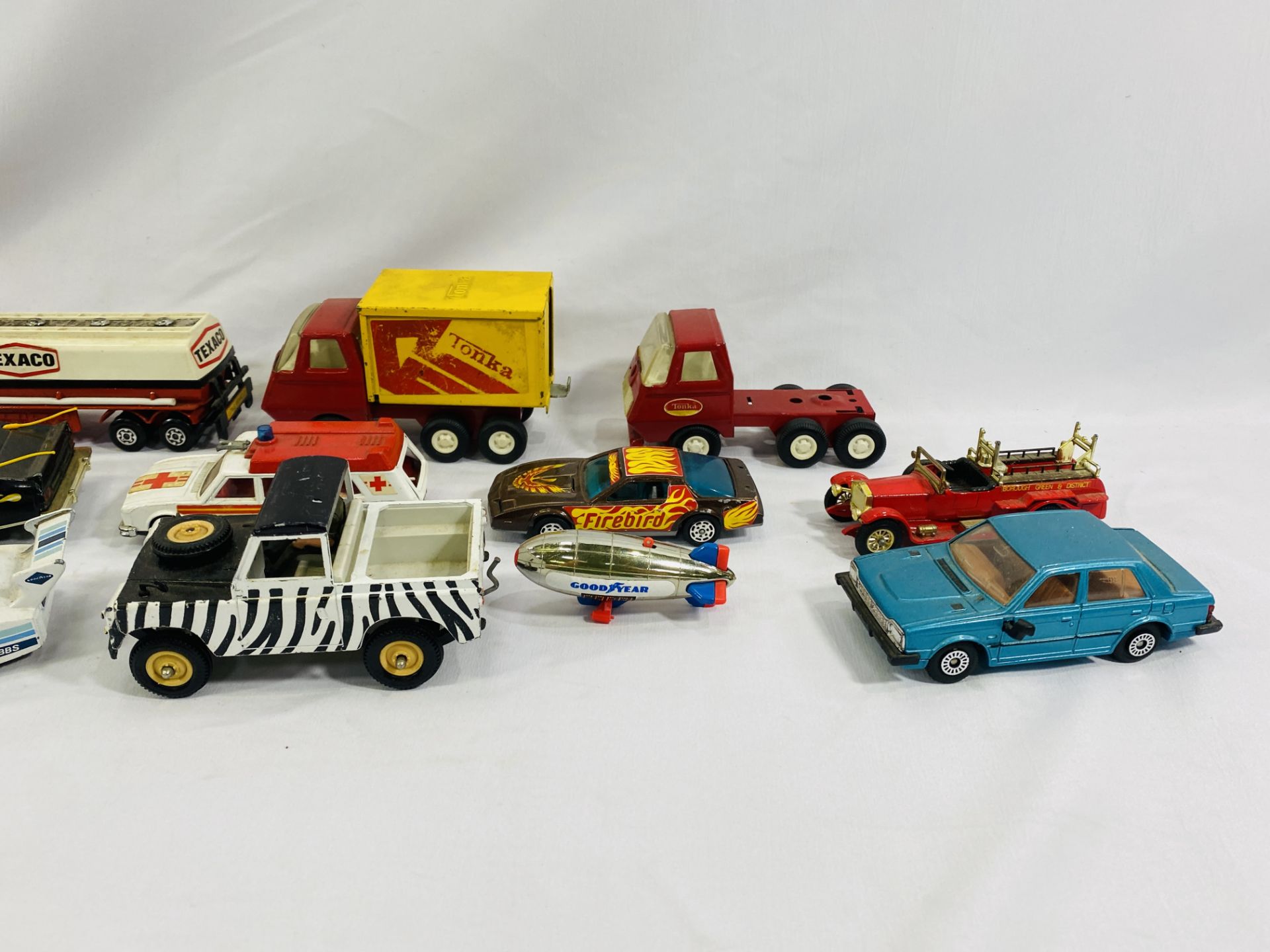 Quantity of die cast metal toys and trucks - Image 3 of 5