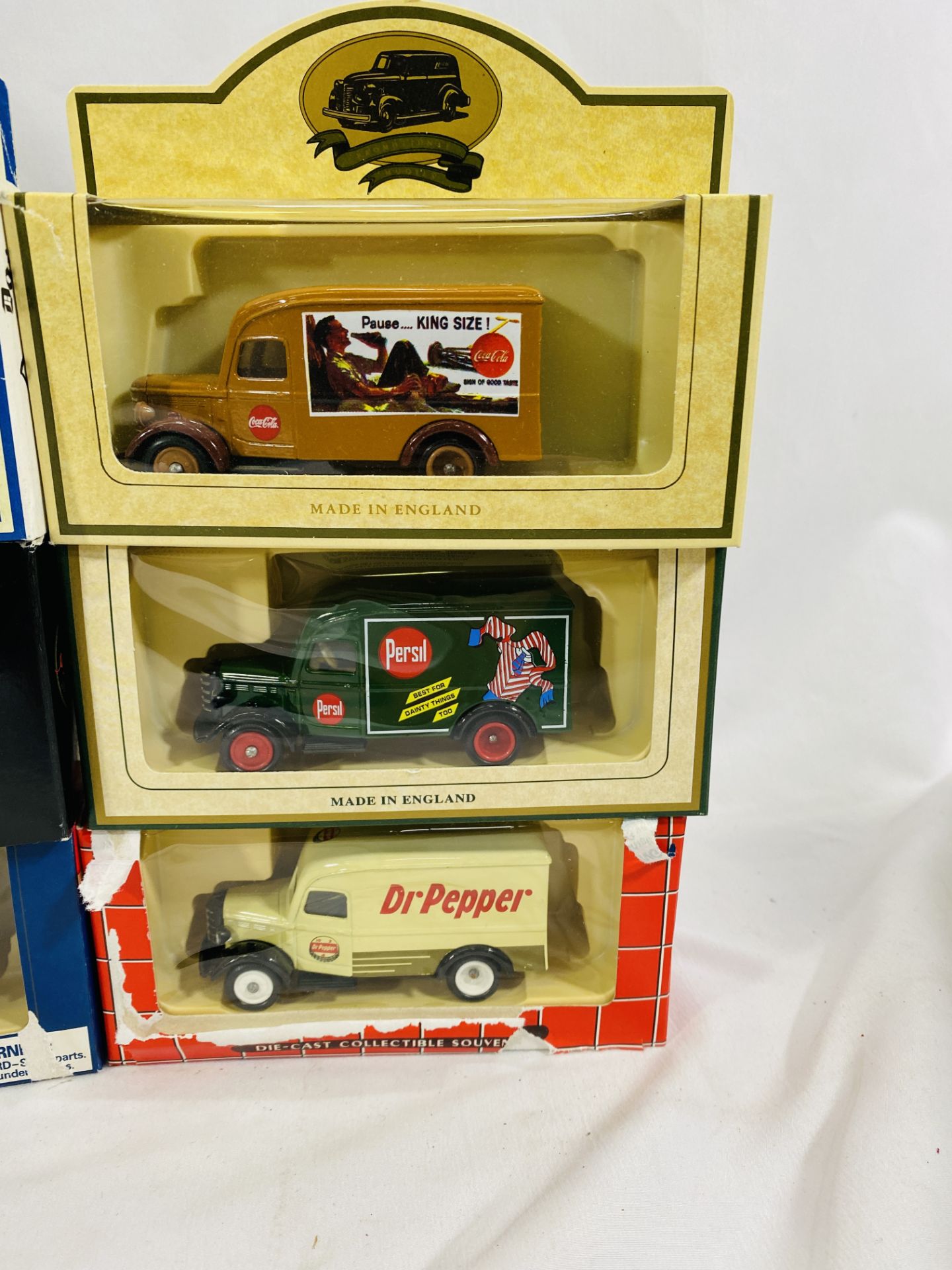 Sixteen boxed model vans - Image 6 of 6