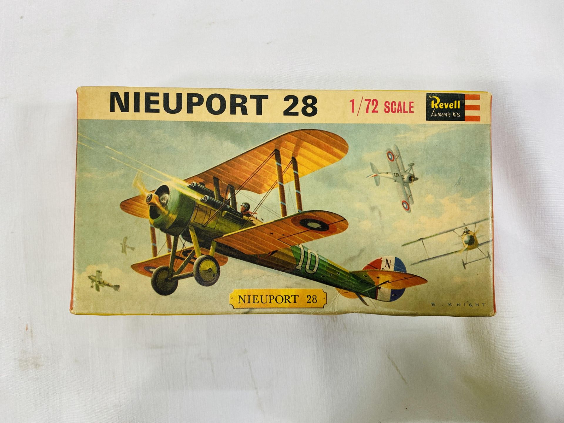 Fourteen Revell 1/72 scale model aeroplane kits - Bild 8 aus 15