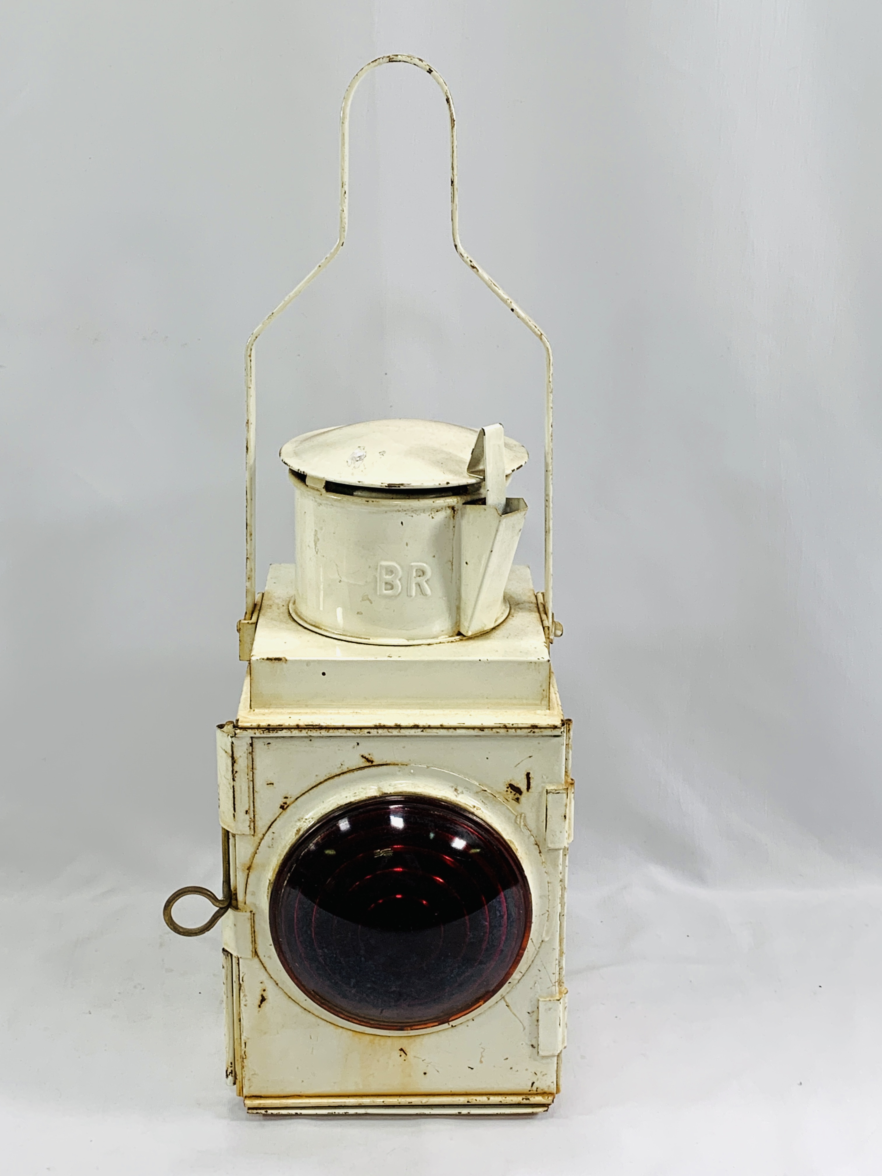 Enamel painted railway lantern - Image 2 of 5