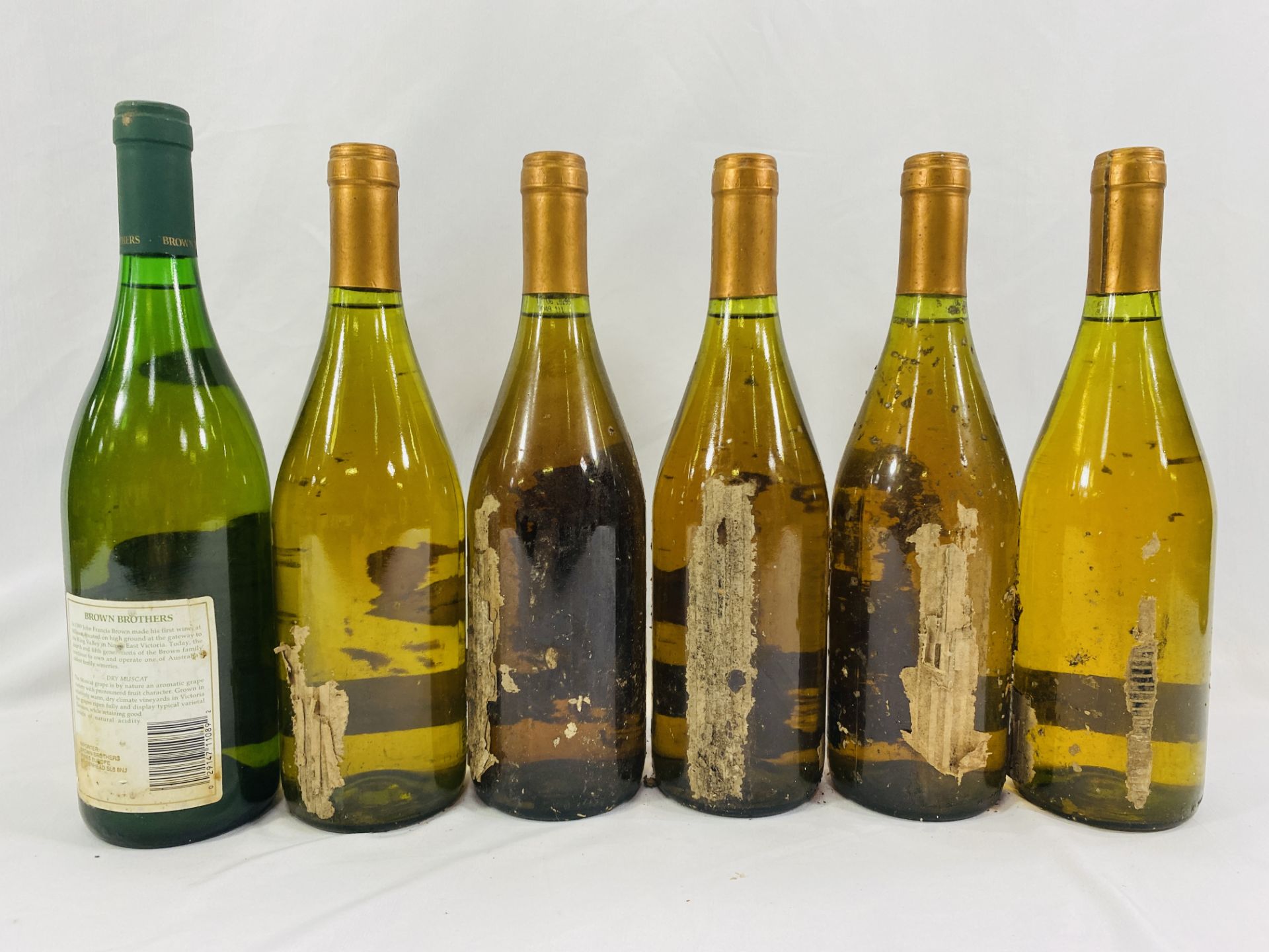 Twelve bottles of white wine - Image 4 of 4