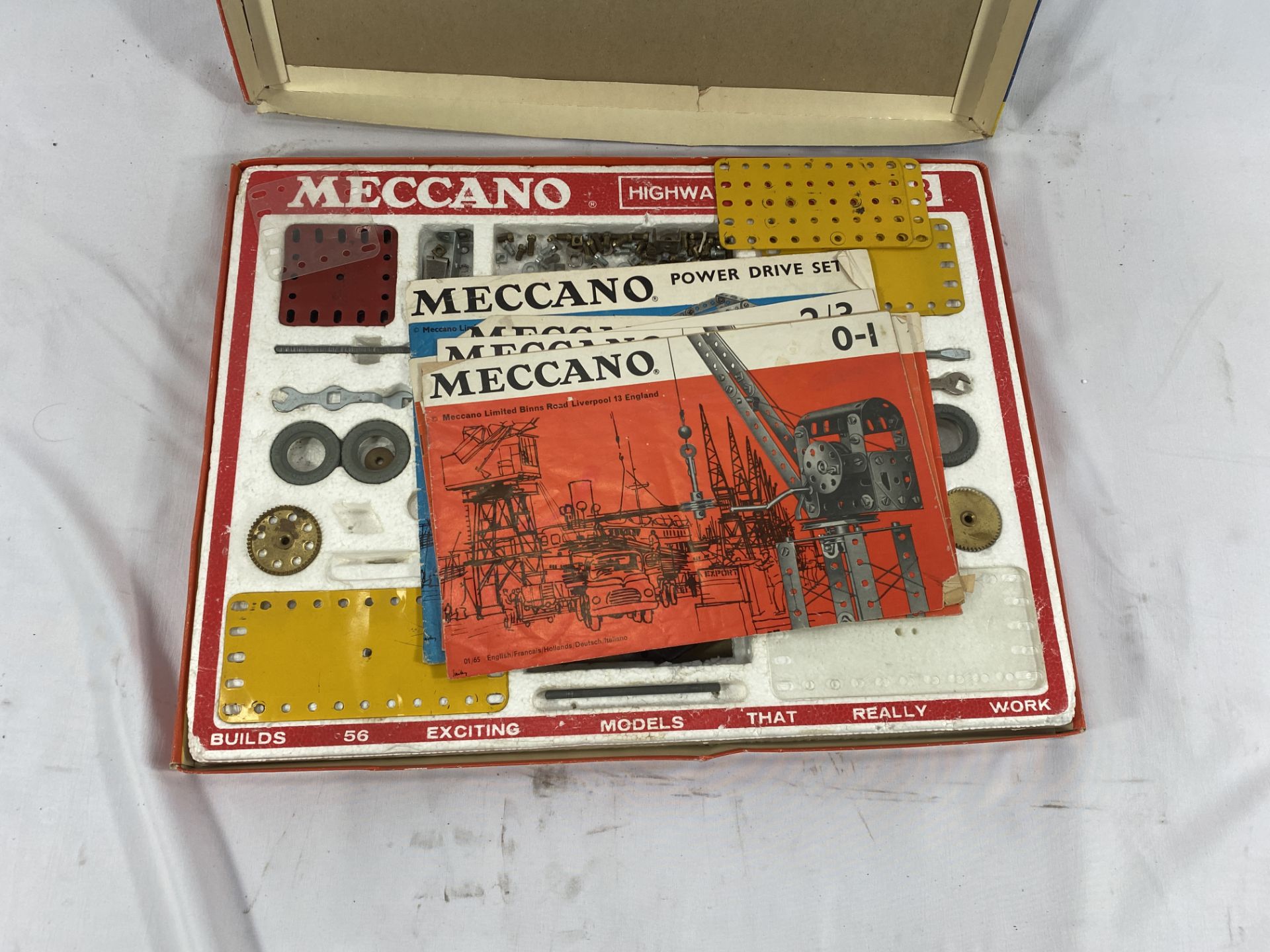 Boxed Meccano Highway Vehicles Set; part Meccano power drive set; Bayko building outfit - Bild 5 aus 5