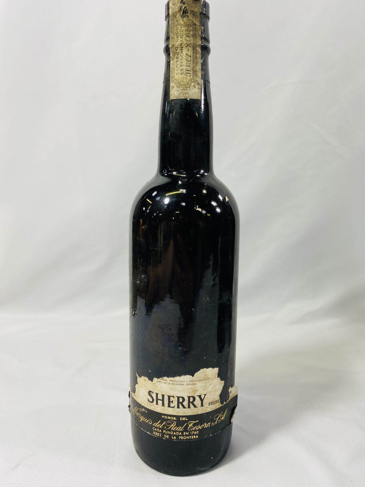 Ten bottles of sherry and two bottles of port - Image 3 of 14