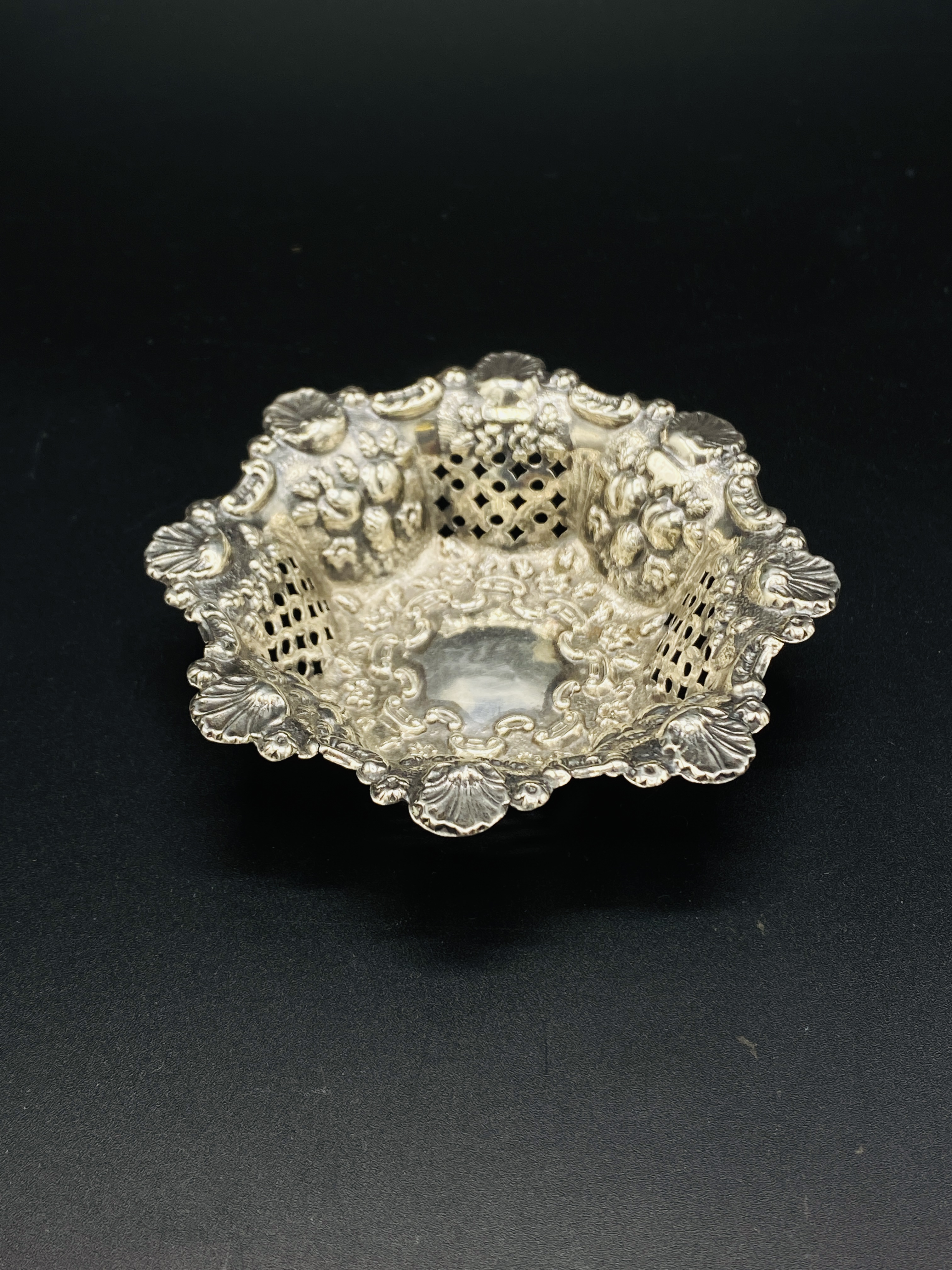 Collection of hallmarked silver and white metal items - Image 12 of 13