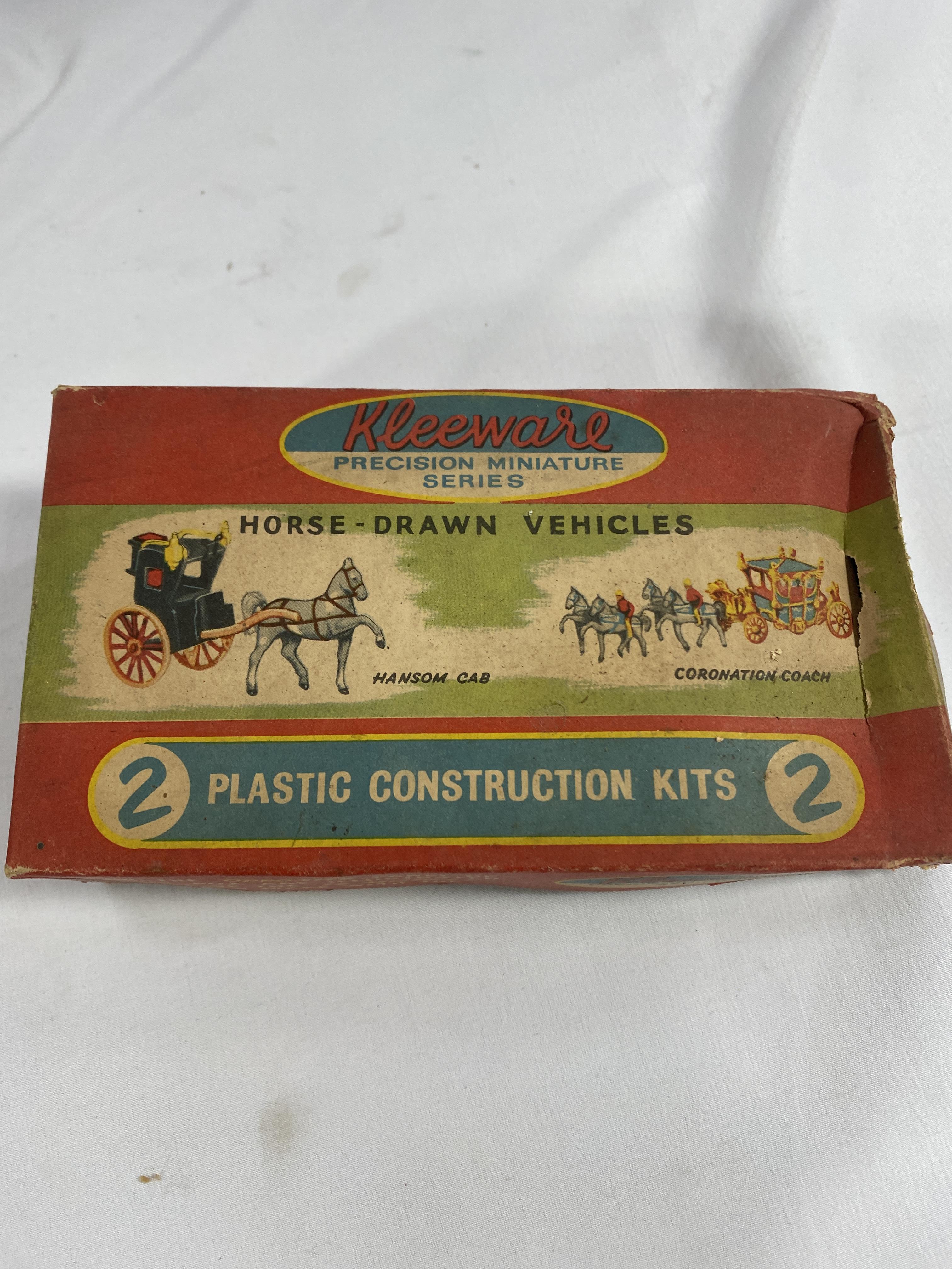 22 boxed Merit 00 and H0 gauge station accessories - Image 2 of 3