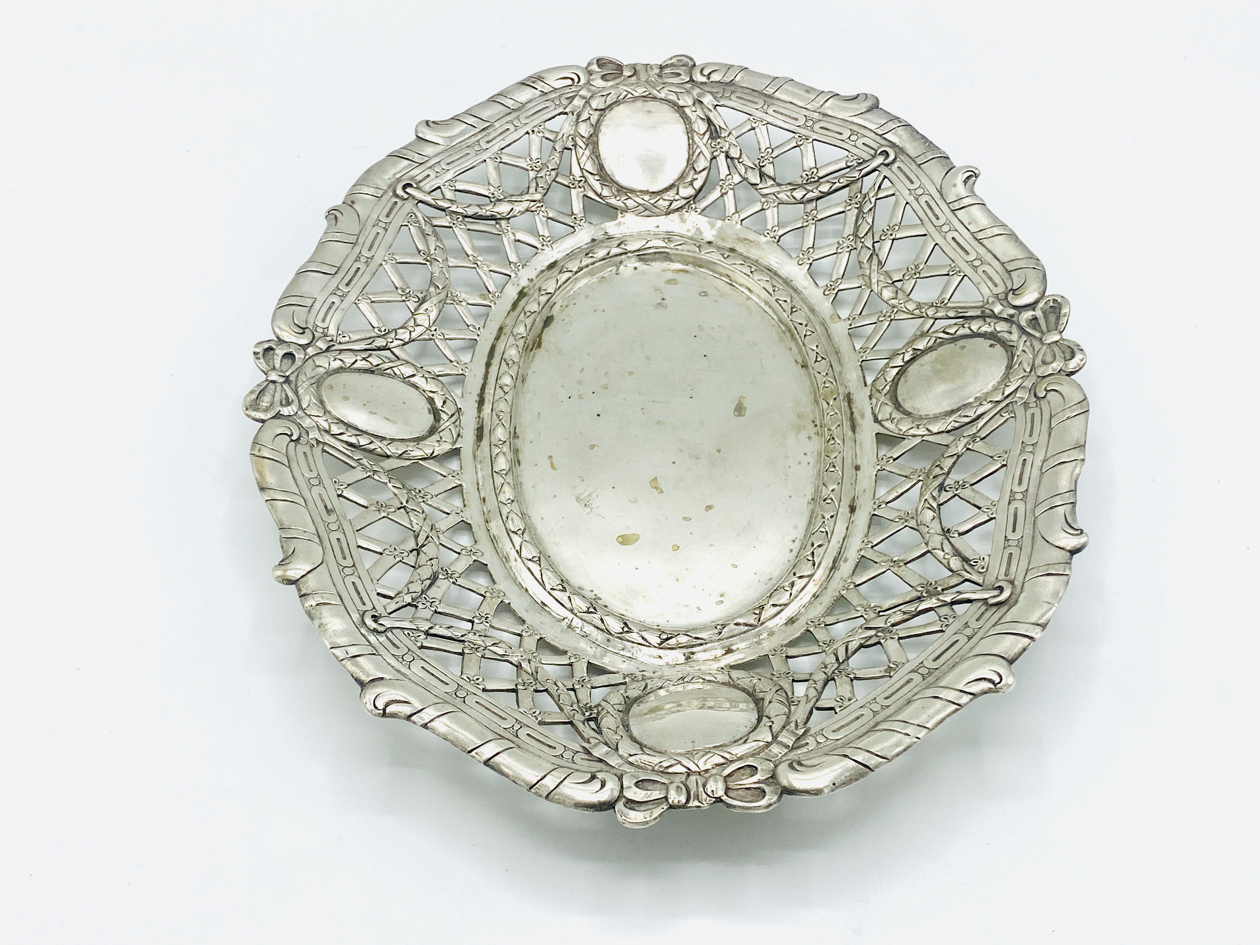 German Hanau silver pierced dish - Image 3 of 4