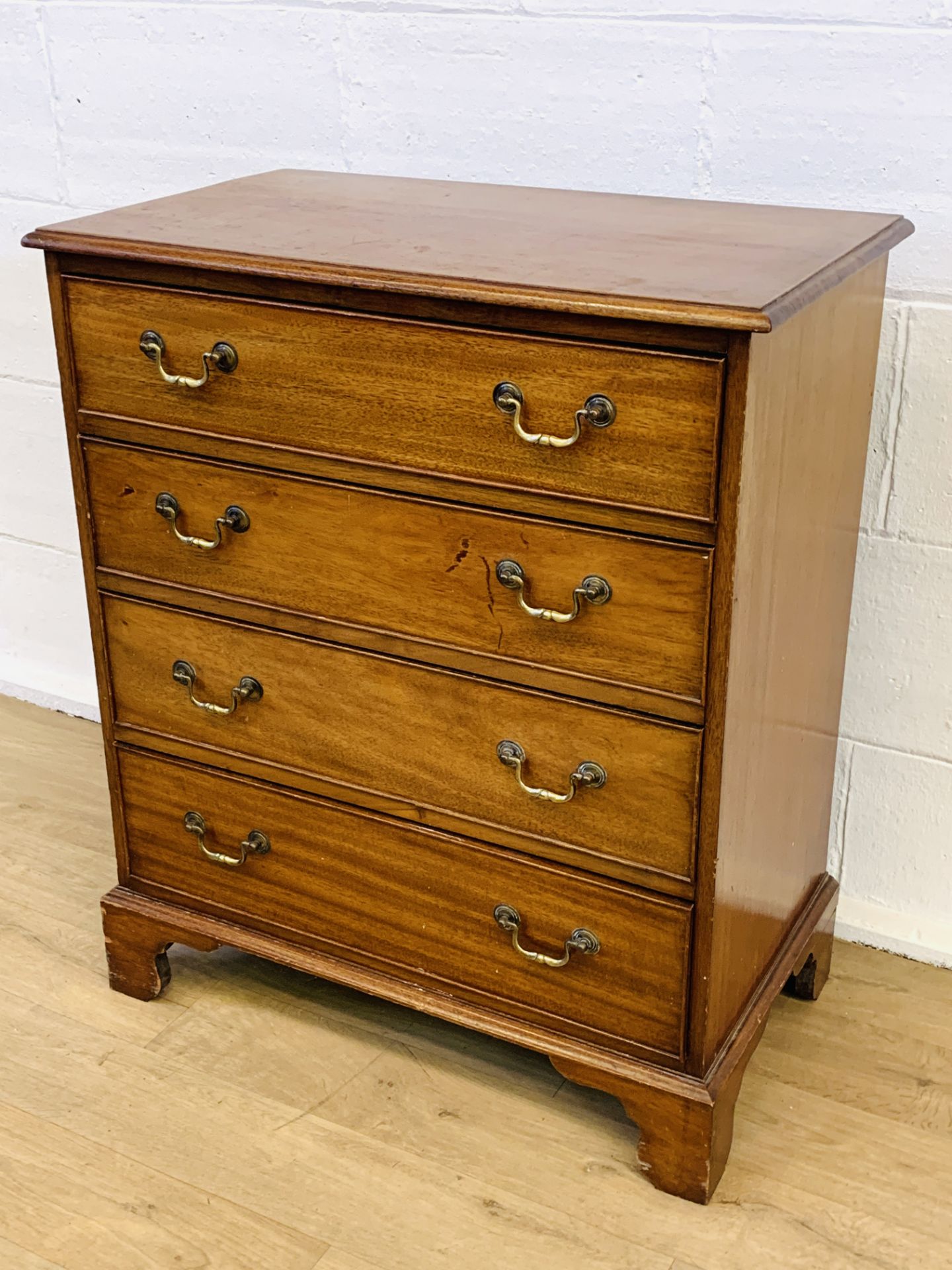 Mahogany chest of drawers - Image 3 of 6