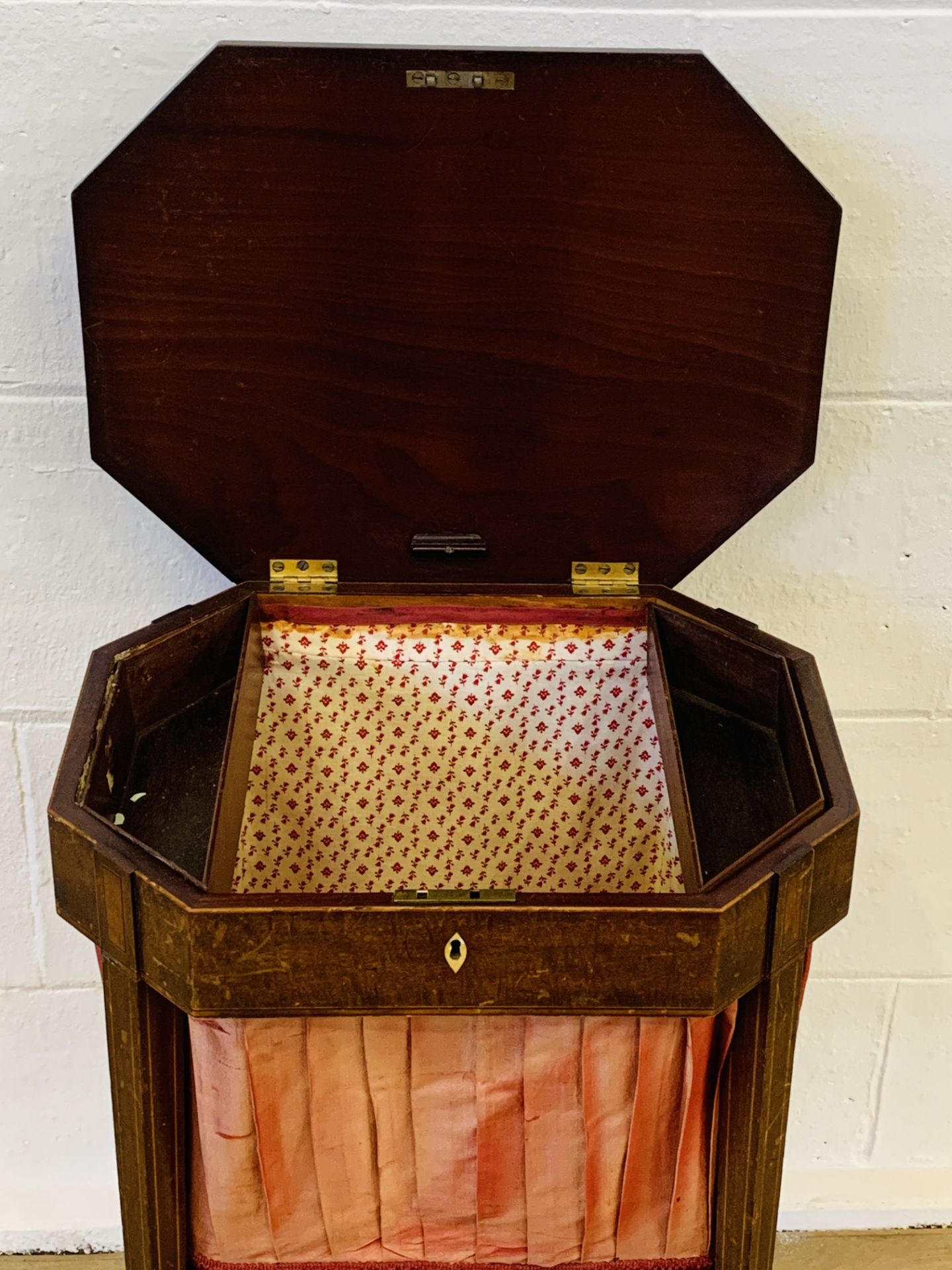 Mahogany sewing box - Image 4 of 5