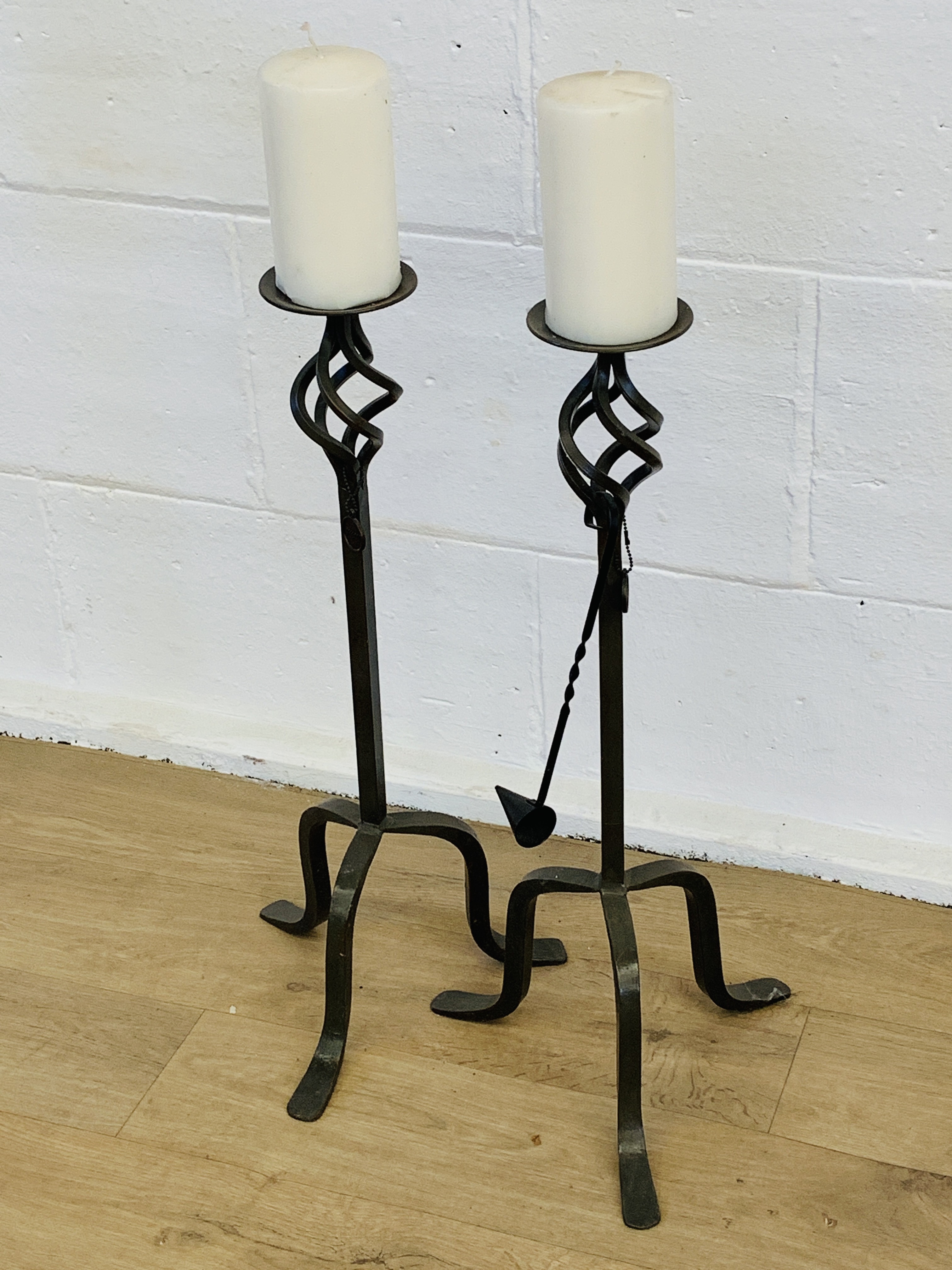 Pair of cast metal candlesticks - Image 3 of 3