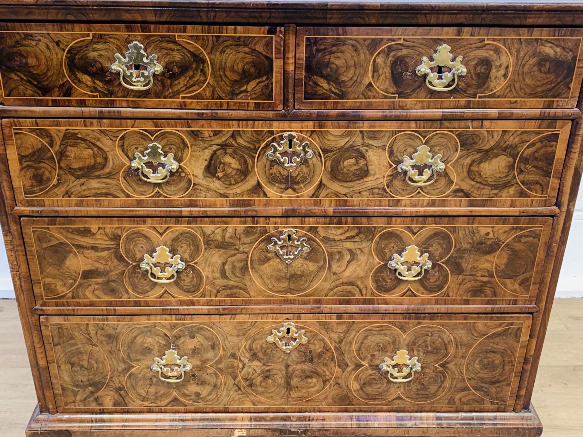 William and Mary period chest of drawers - Image 4 of 11