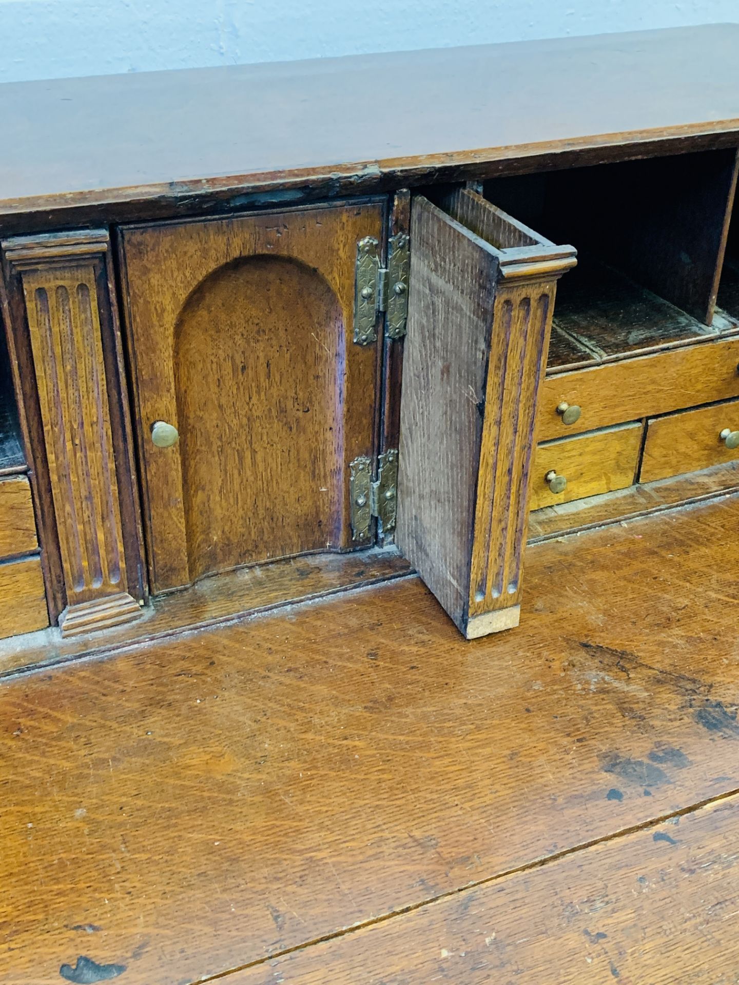 Oak bureau - Image 6 of 10