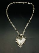 Van de Stratton heart pendant and chain