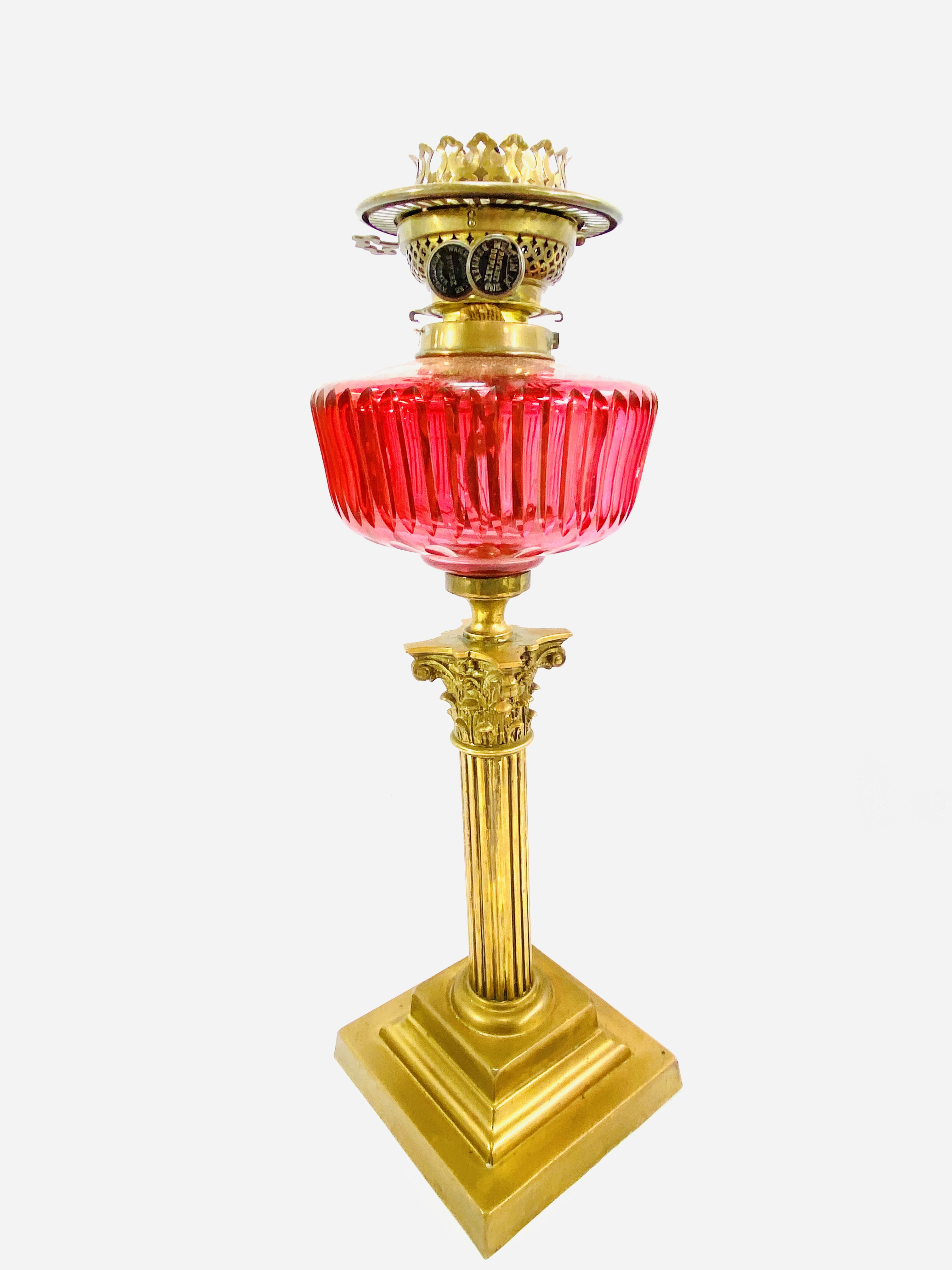Two Victorian oil lamps - Image 7 of 9