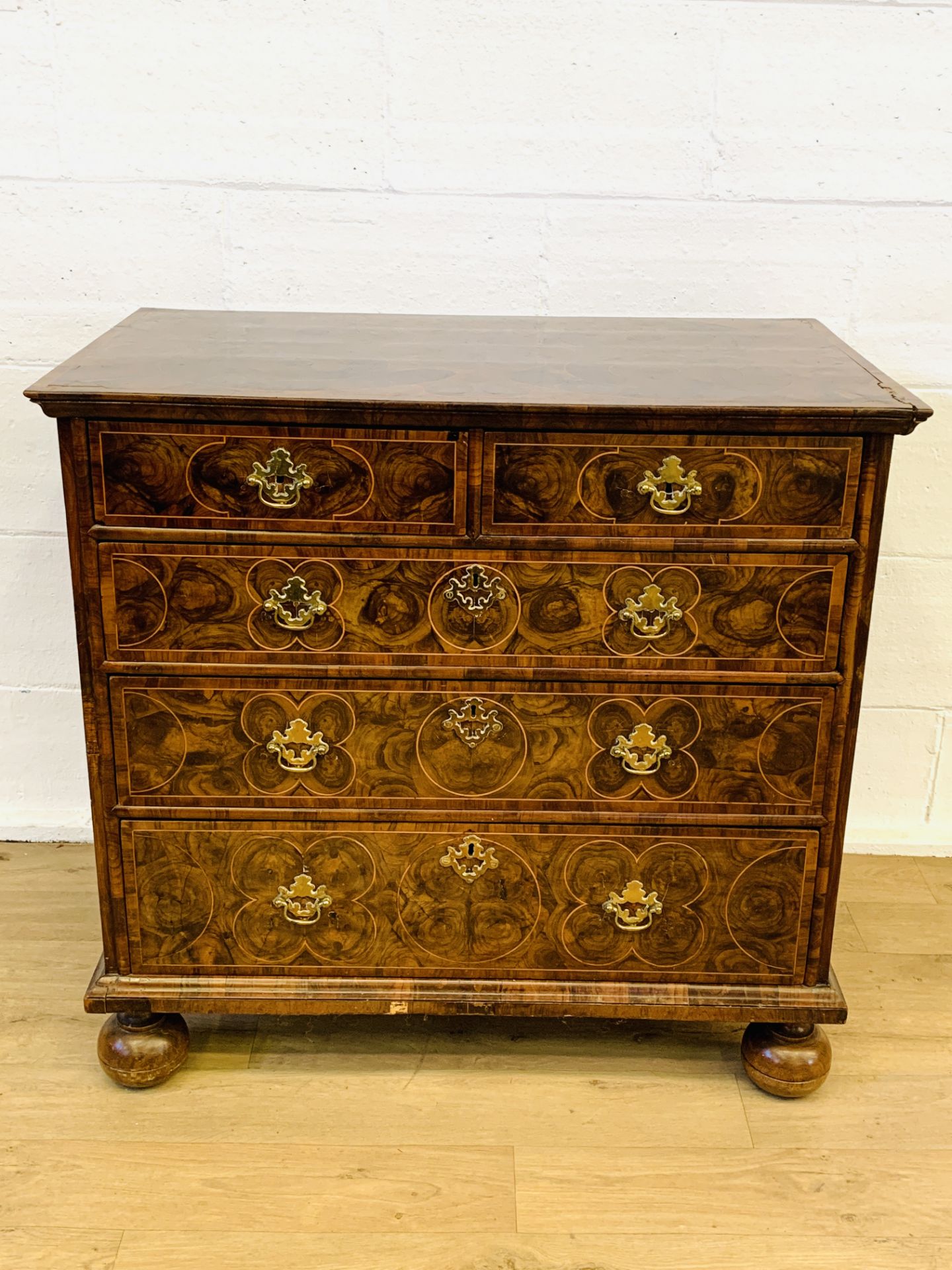 William and Mary period chest of drawers - Image 8 of 11