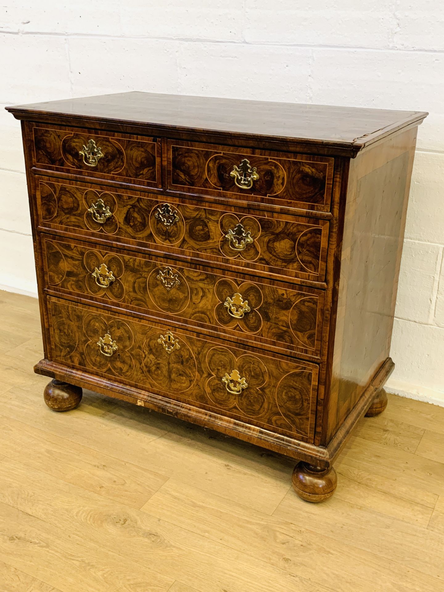 William and Mary period chest of drawers - Image 3 of 11
