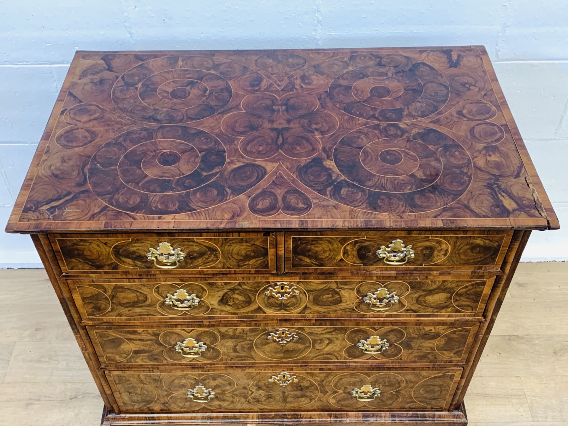 William and Mary period chest of drawers - Image 6 of 11