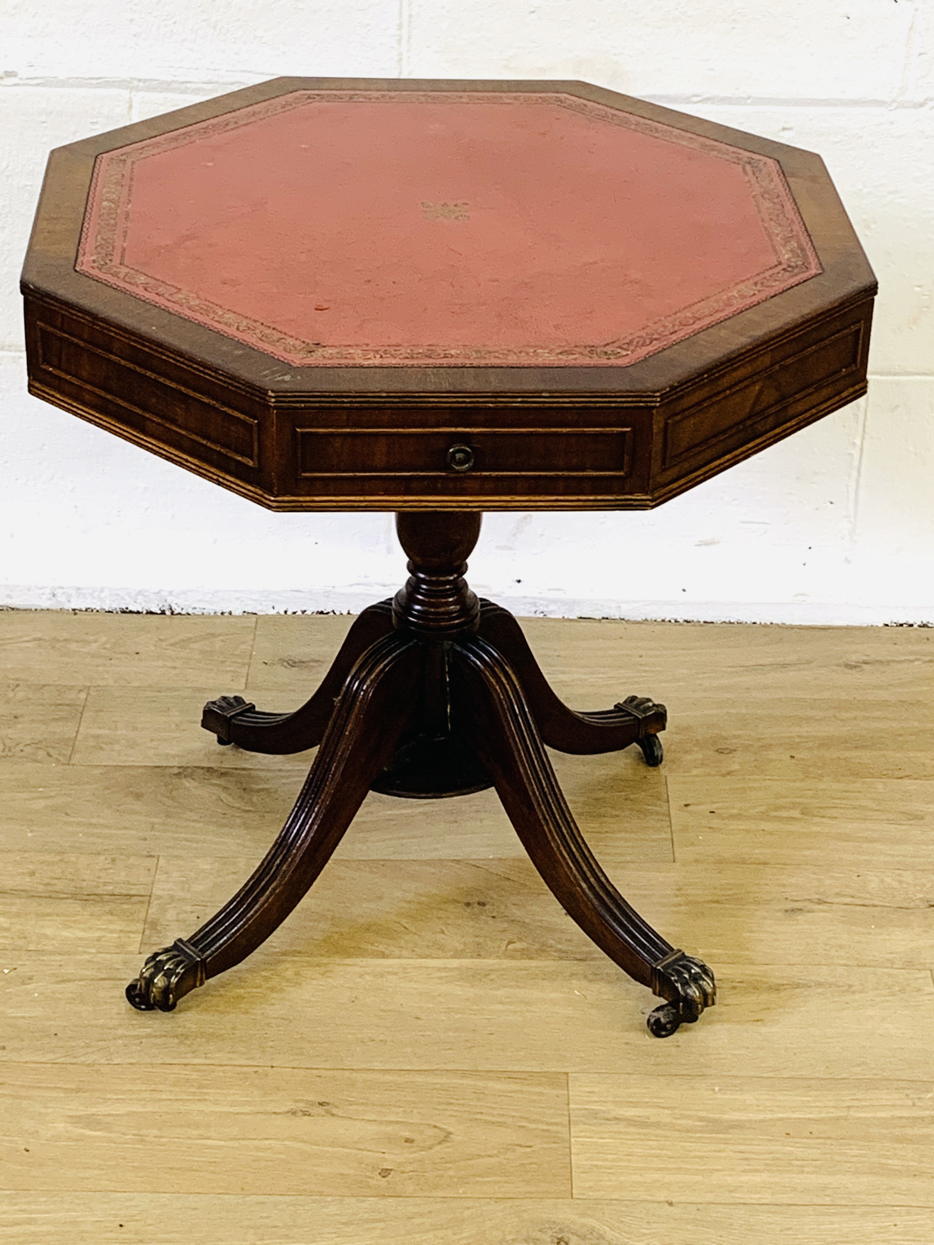 Octagonal drum table