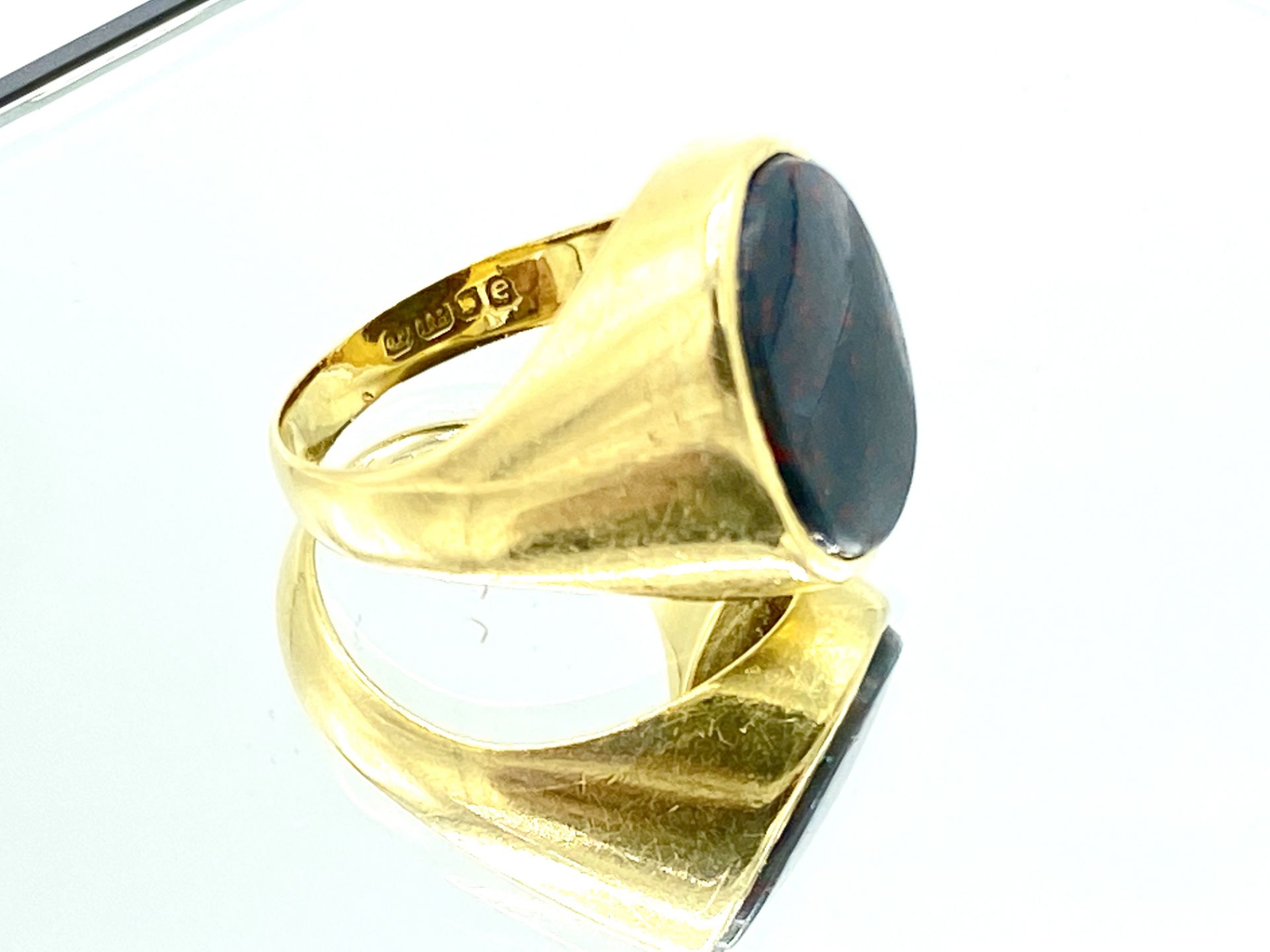 18ct gold bloodstone signet ring - Bild 2 aus 3