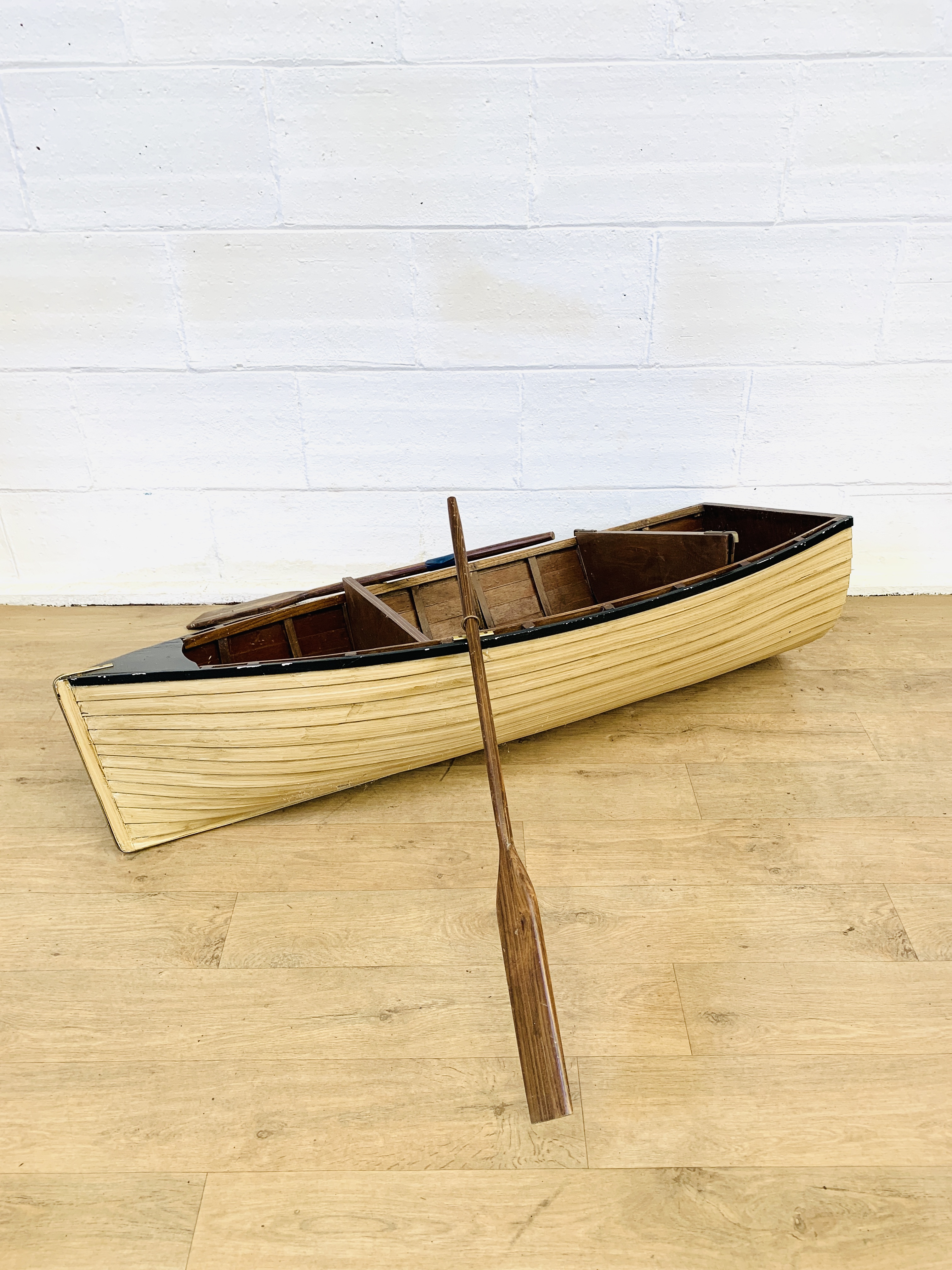 Model rowing boat - Image 2 of 4