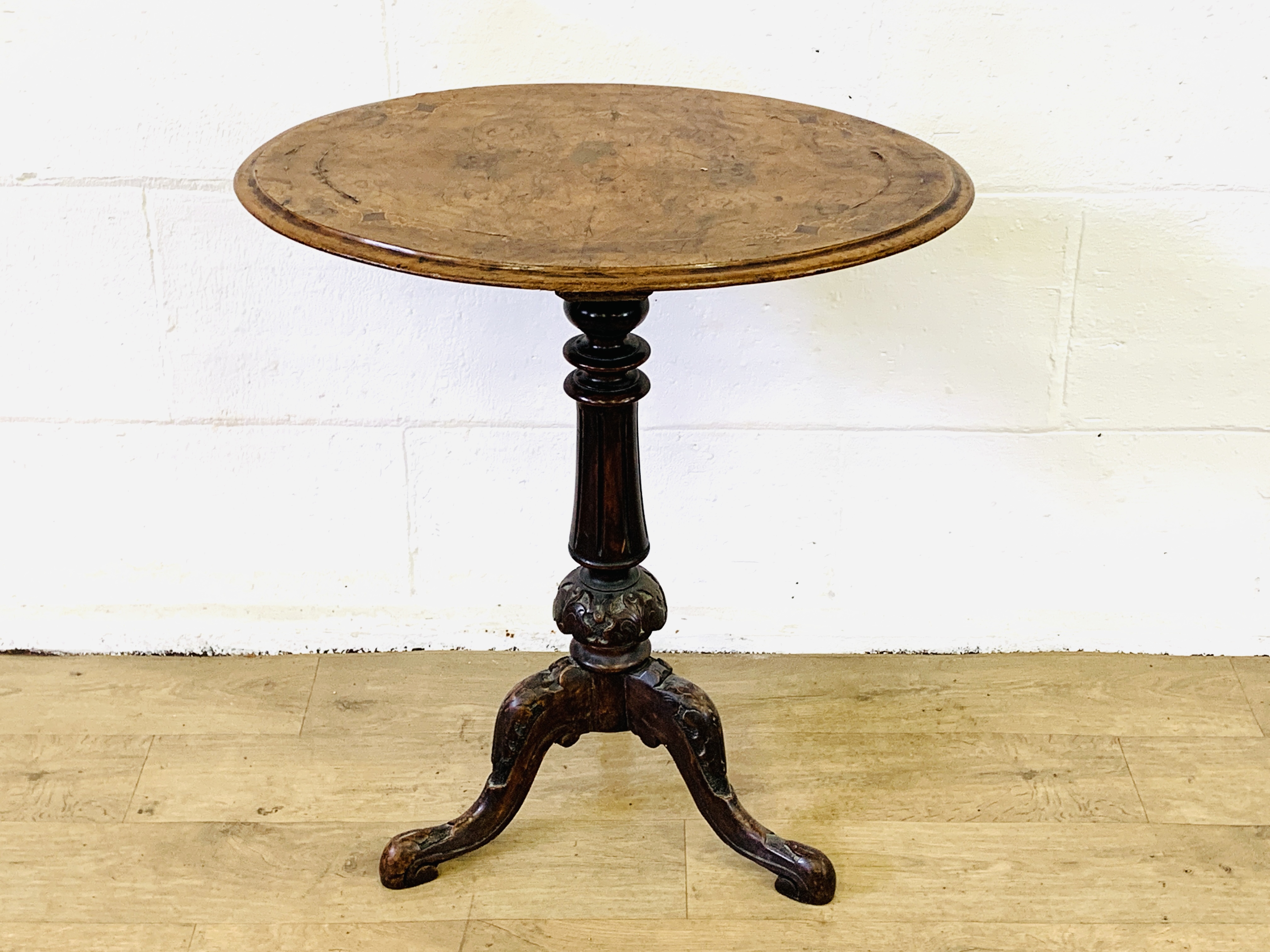 Walnut veneer table