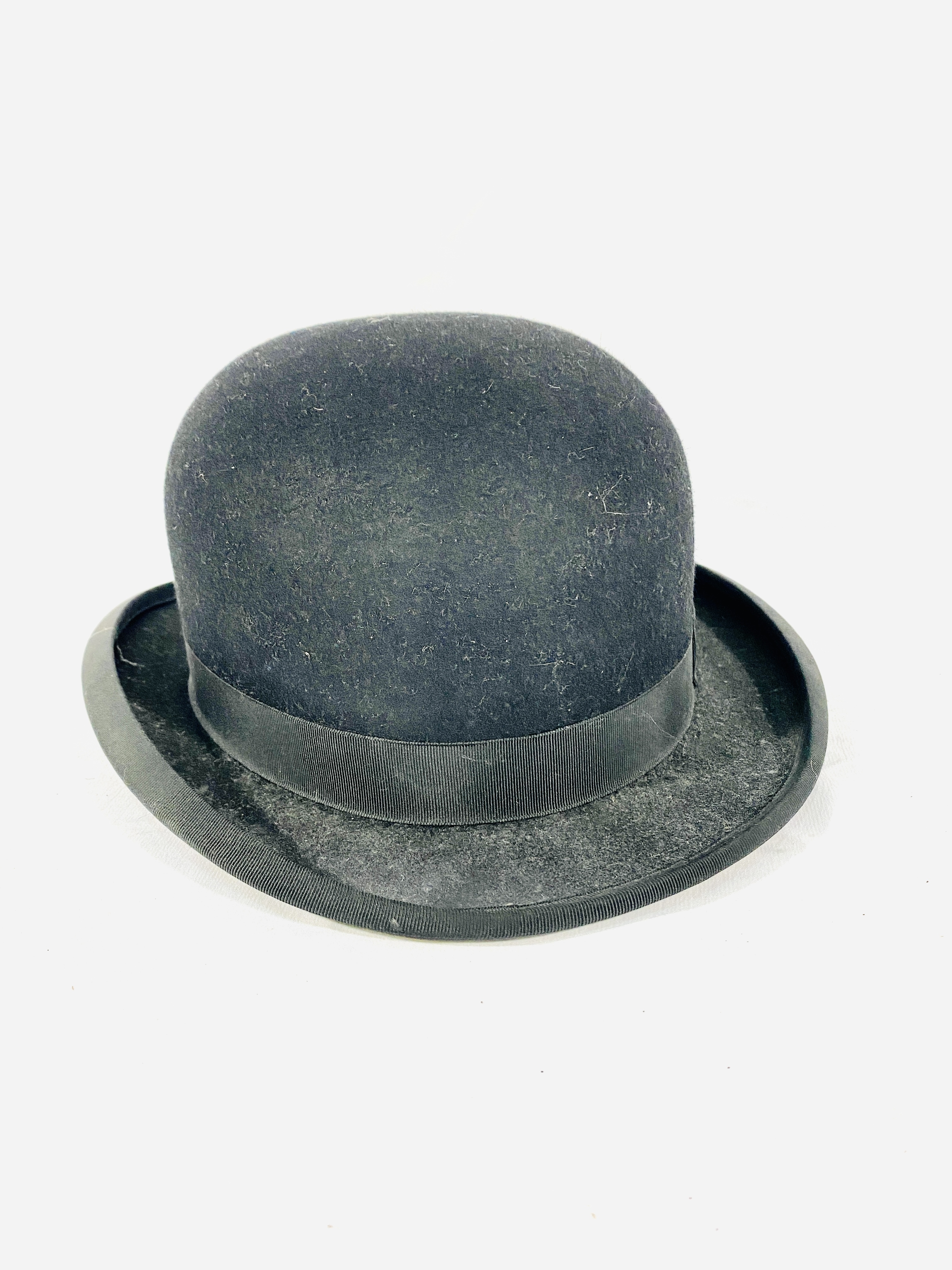 A silk top hat together with a bowler hat - Image 2 of 9