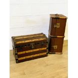 Two fibre travelling trunks