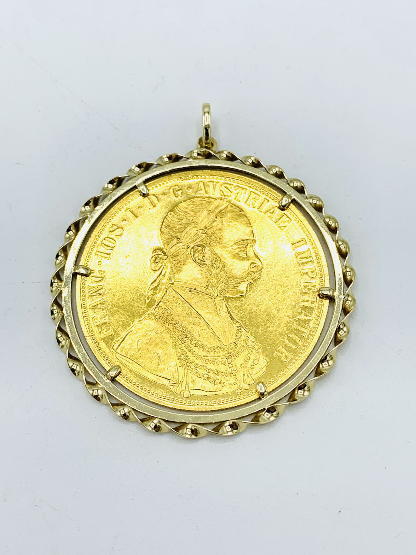 4 ducat coin in 14ct gold pendant frame