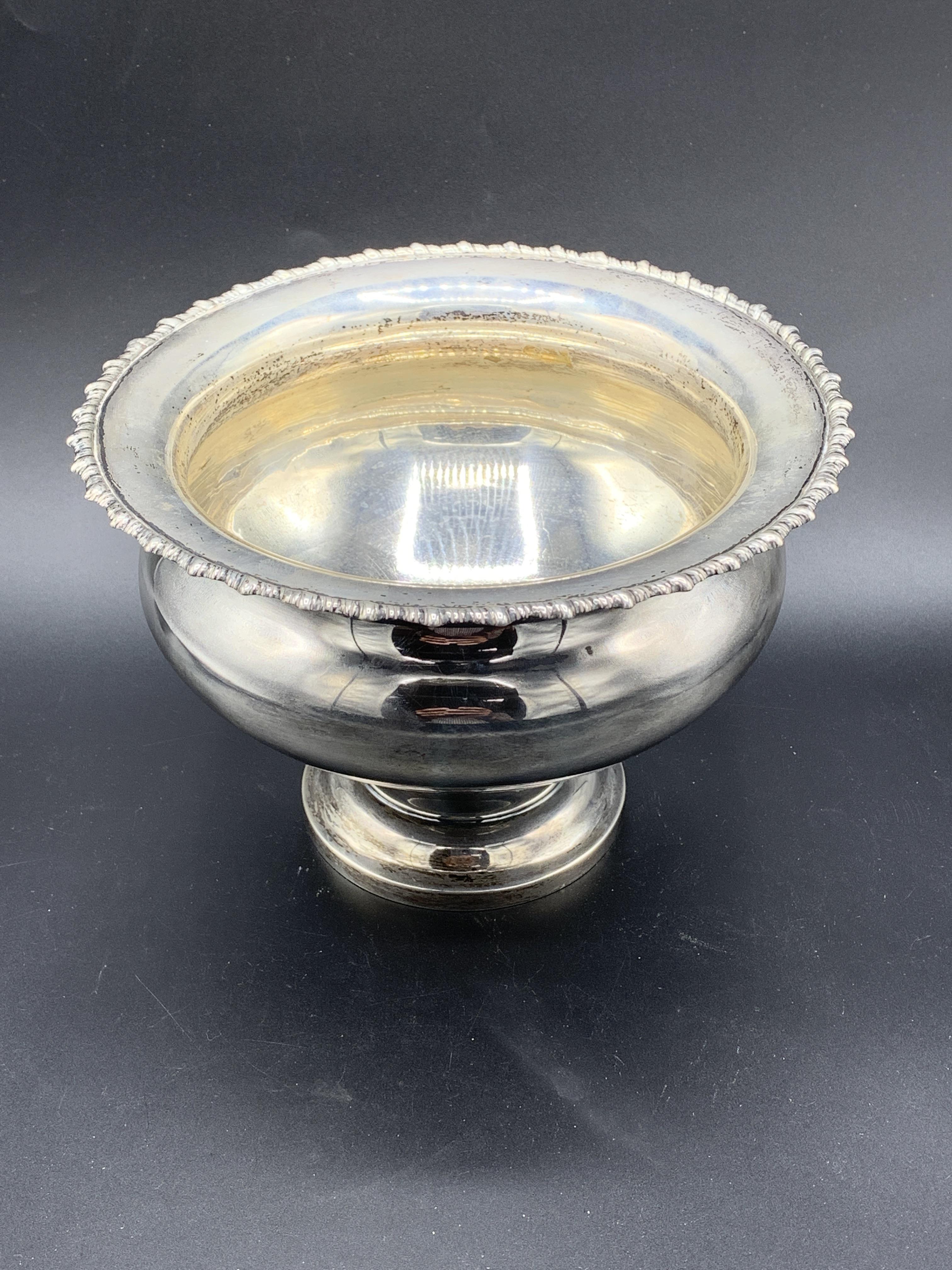 Hallmarked silver bowl, - Bild 2 aus 3