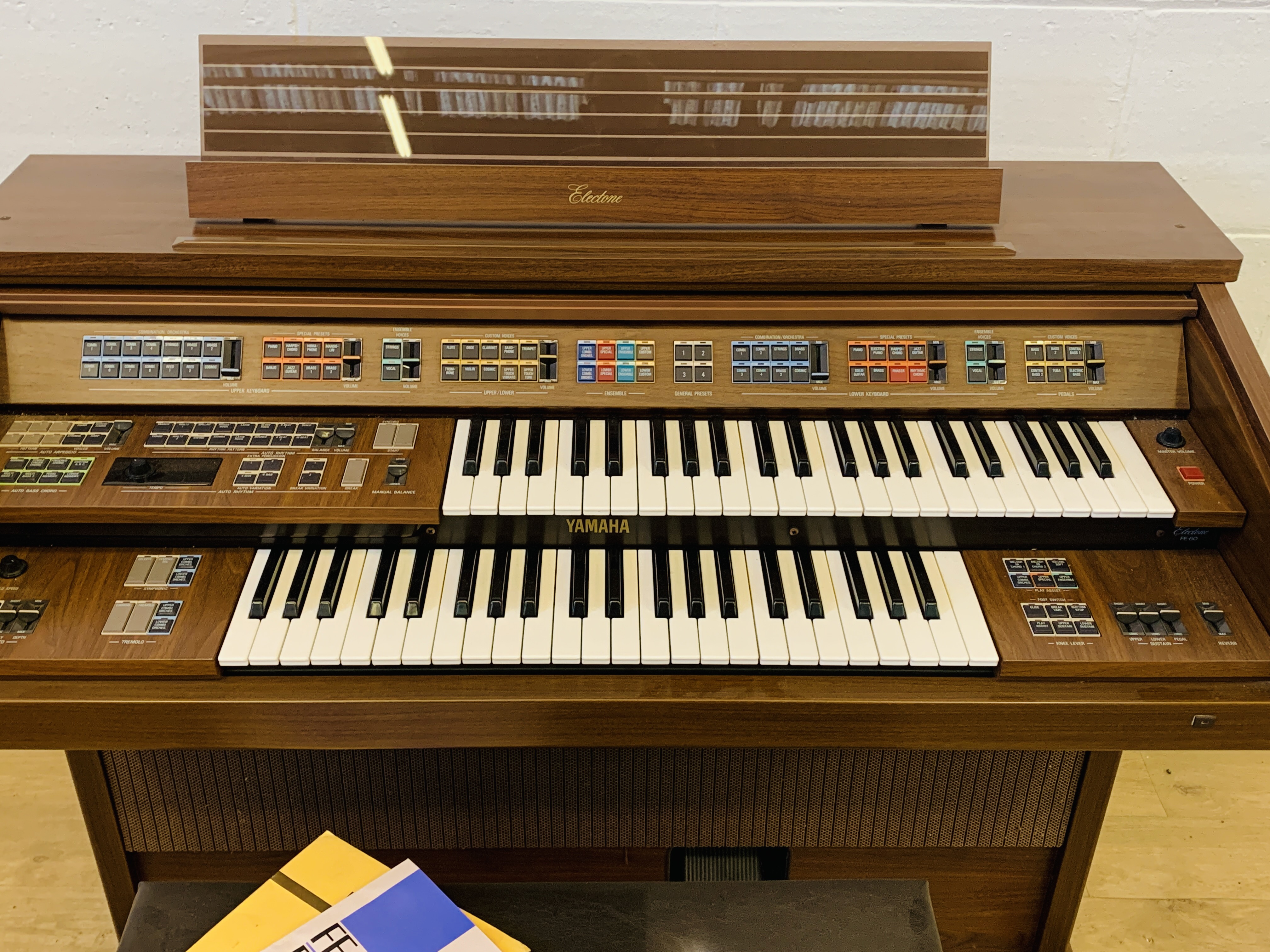 Yamaha Electone - Image 6 of 6