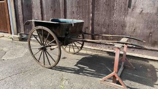 GOVERNESS CAR by W C Windover Turrill & Sons of London, to suit 14hh.