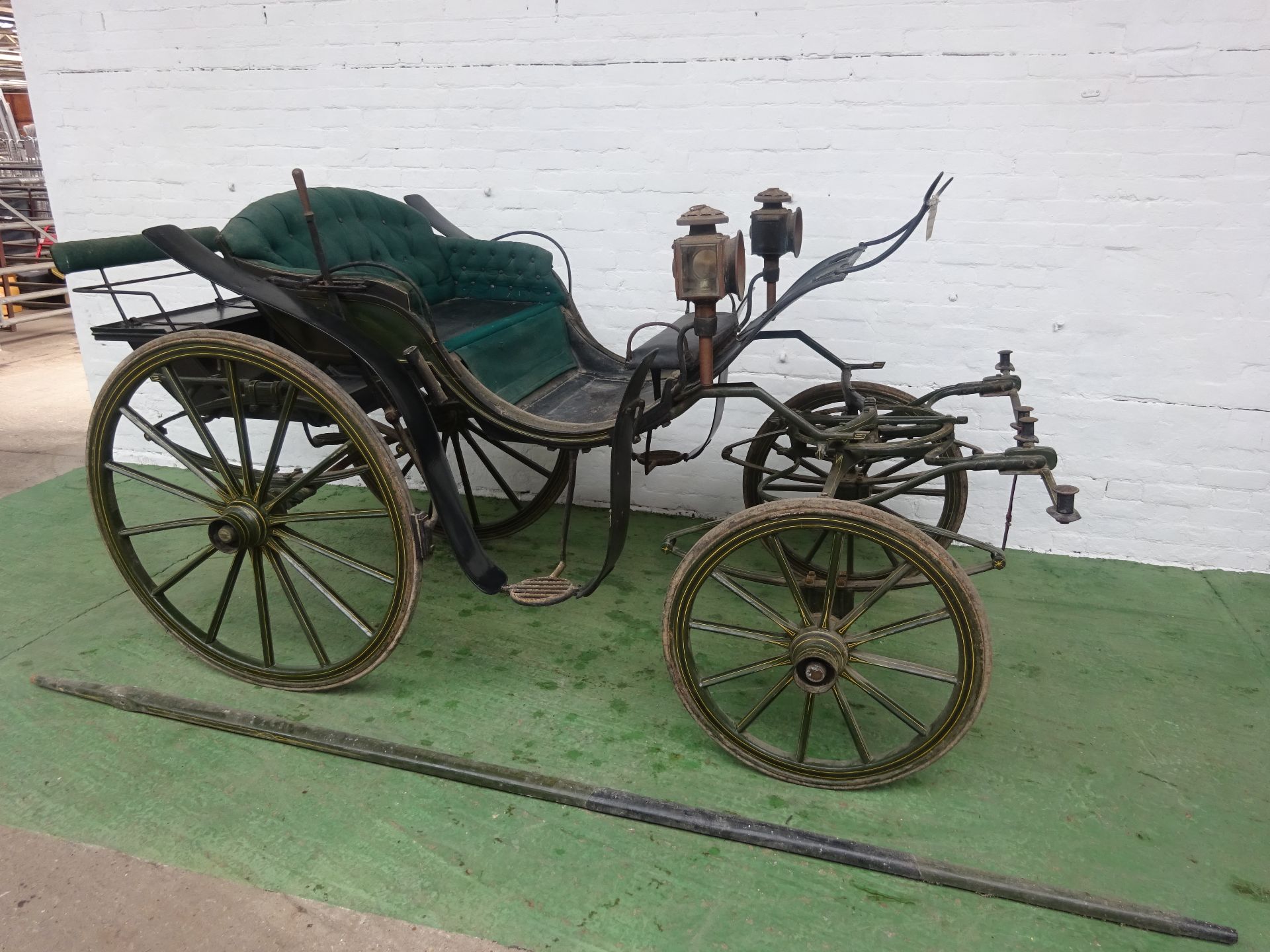 GEORGE IV LADY'S PHAETON to suit 15 hh and over single or pair