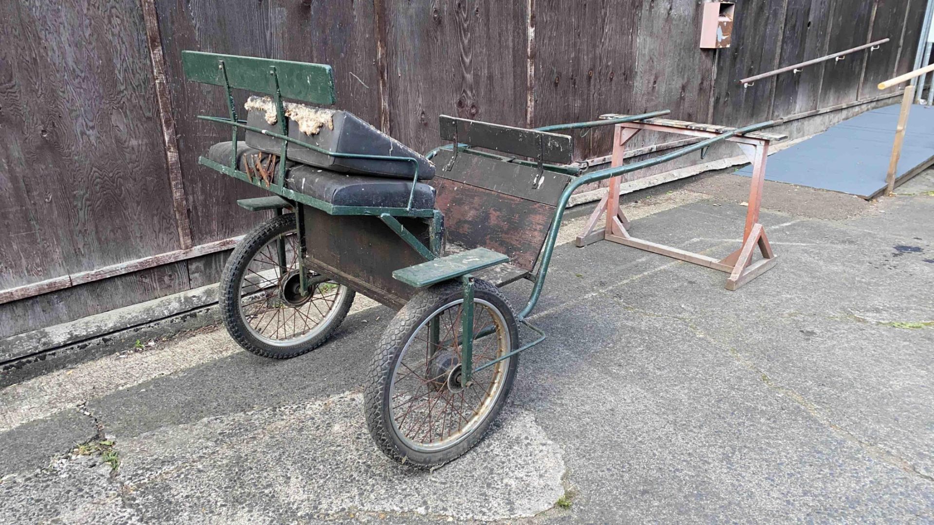 EXERCISE CART to suit 14hh. - Image 2 of 3