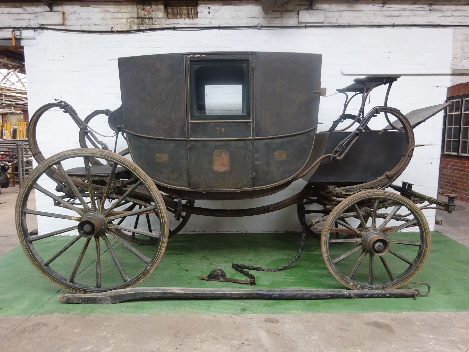 AN IMPORTANT DRESS COACH by Thrupp of London, on C-springs and perch - Image 2 of 22