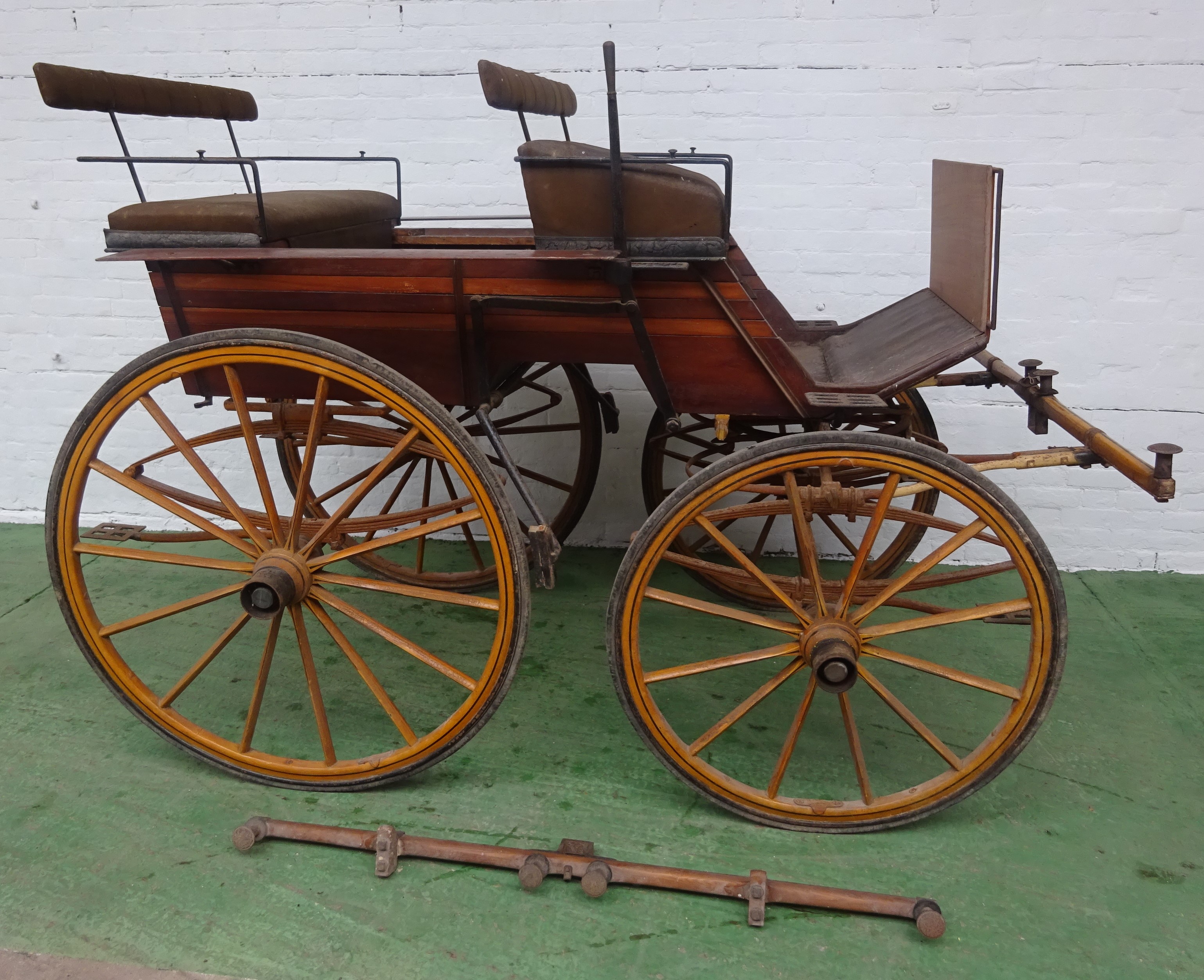 T-CART SPORTING PHAETON or FOUR-WHEELED DOG CART, to suit 15-2 hh and over, single or pair