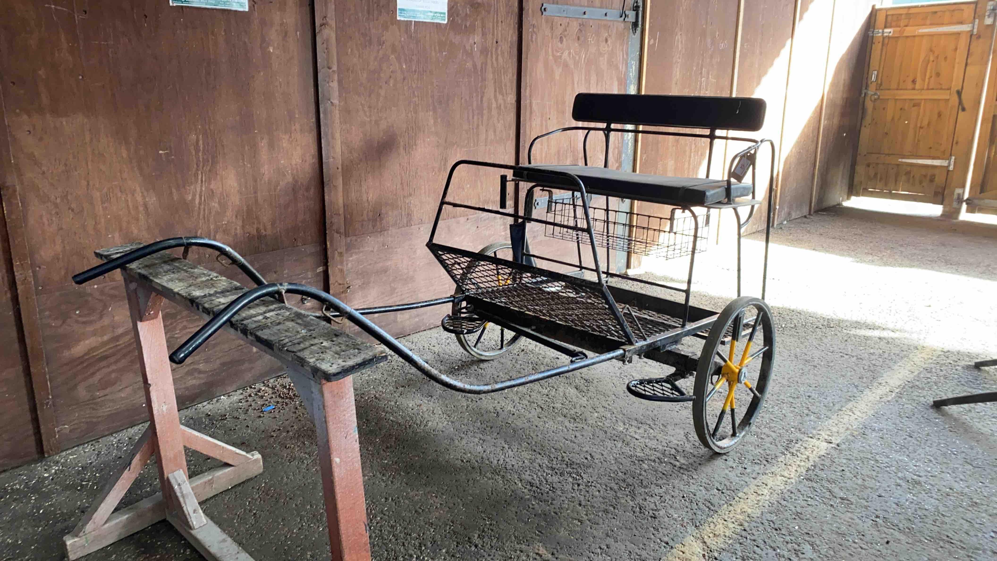 BELLCROWN 2 wheel exercise cart to suit 12 to 13hh