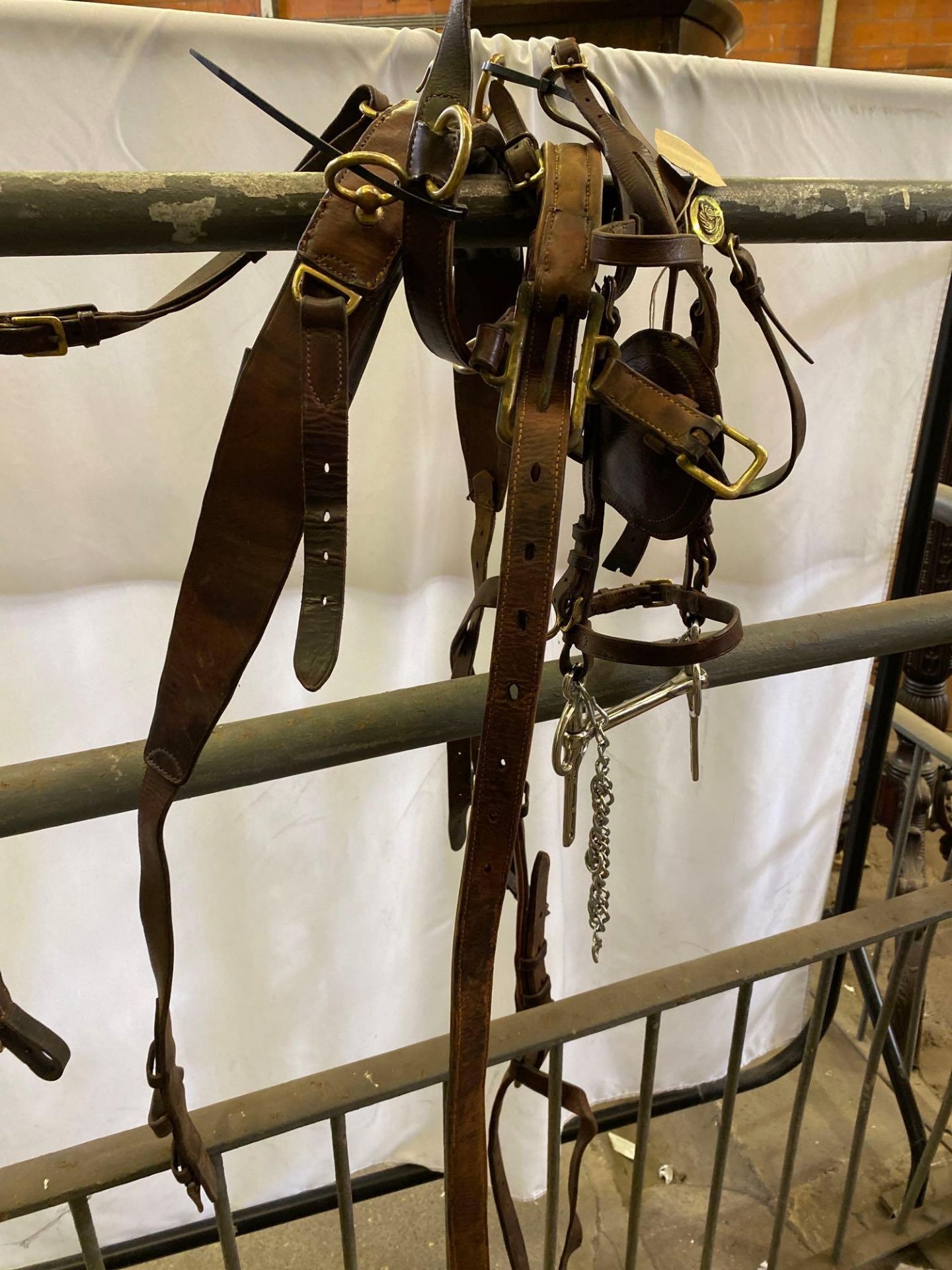 Set of brown pony PAIR harness with breast collars. This lot carries VAT. - Bild 6 aus 6