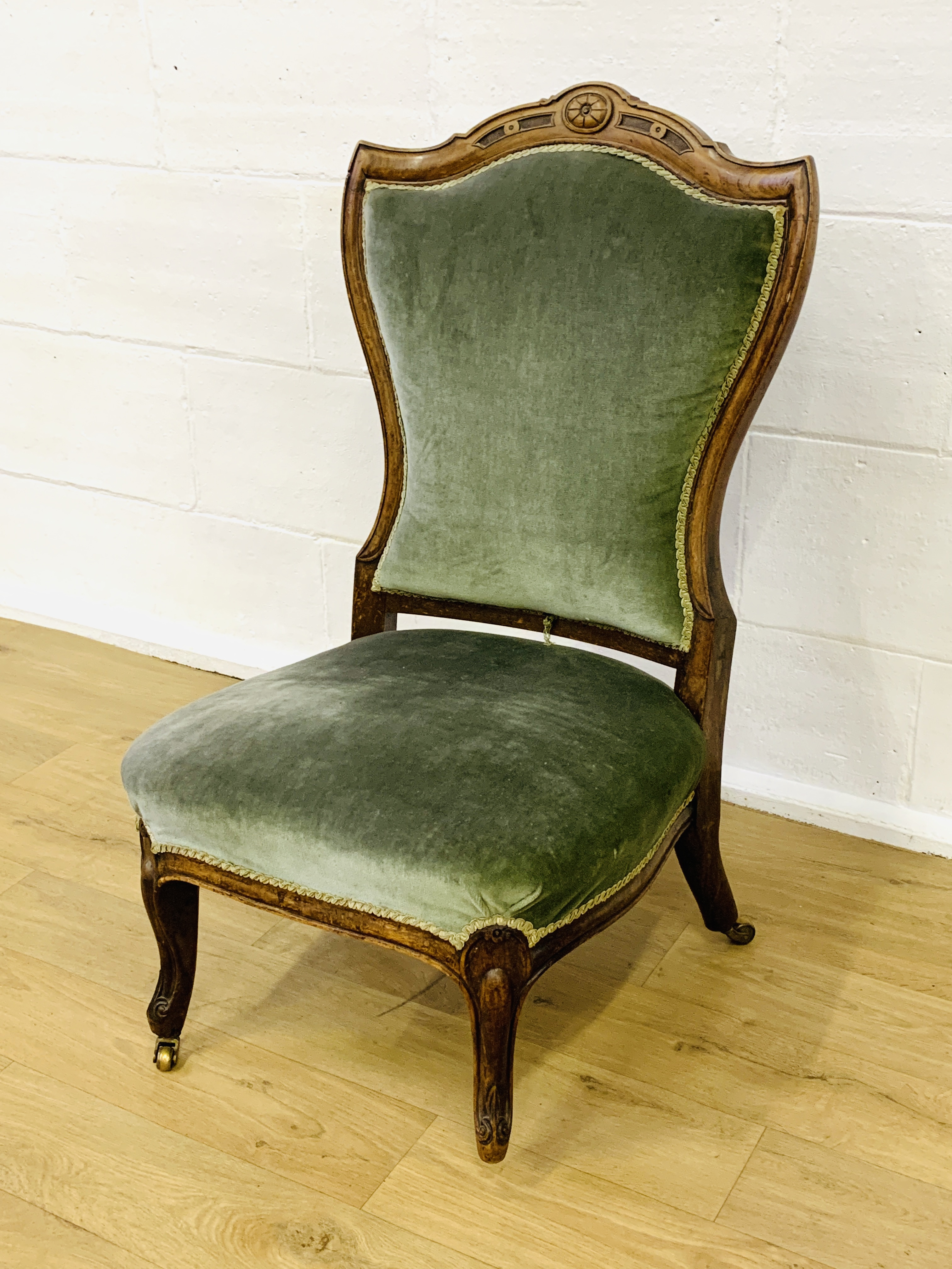 Mahogany show wood chair - Image 4 of 4
