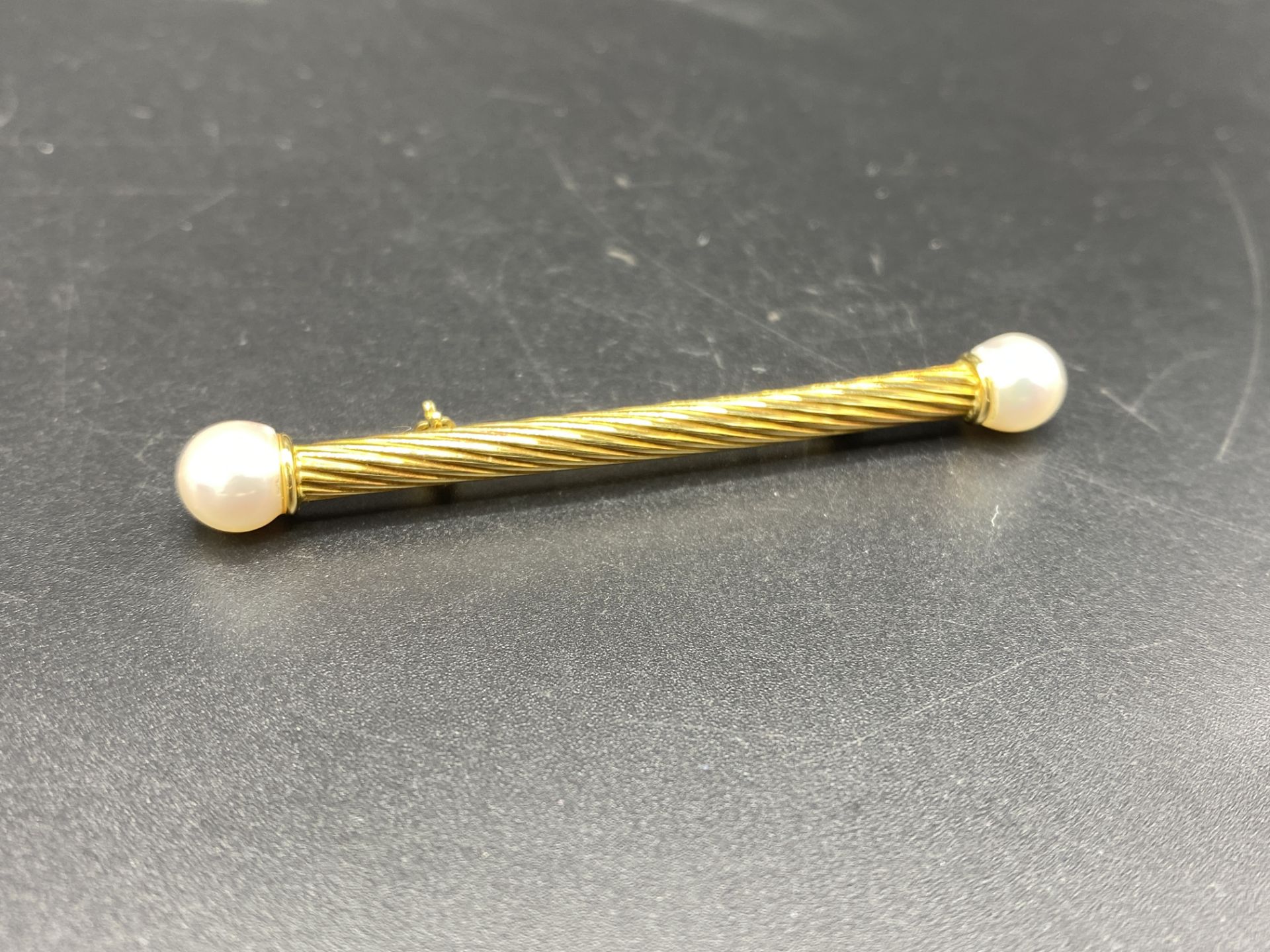 18ct gold brooch set with pearls - Image 3 of 4