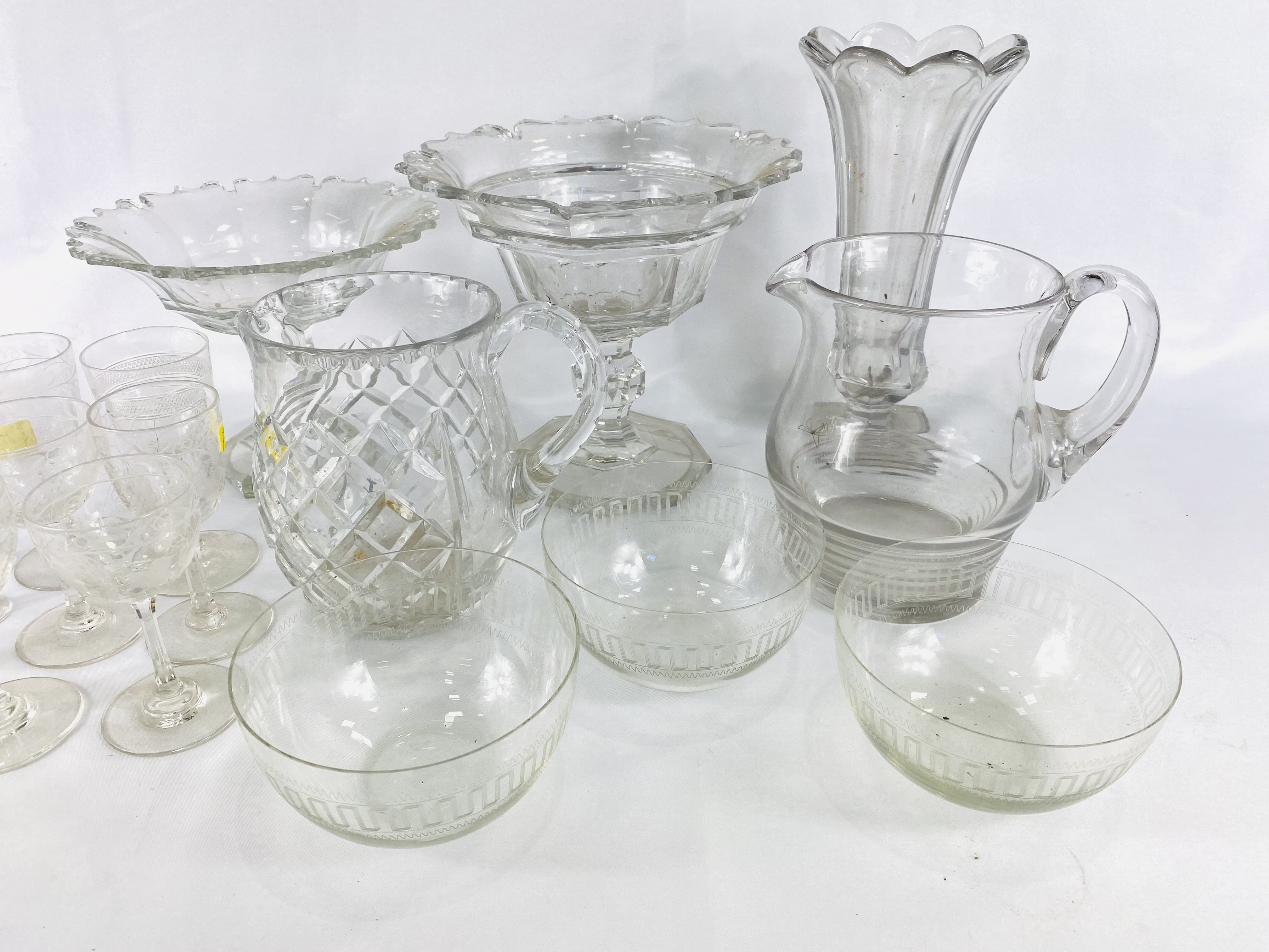 Georgian cut glass monteith and other glass - Image 2 of 4