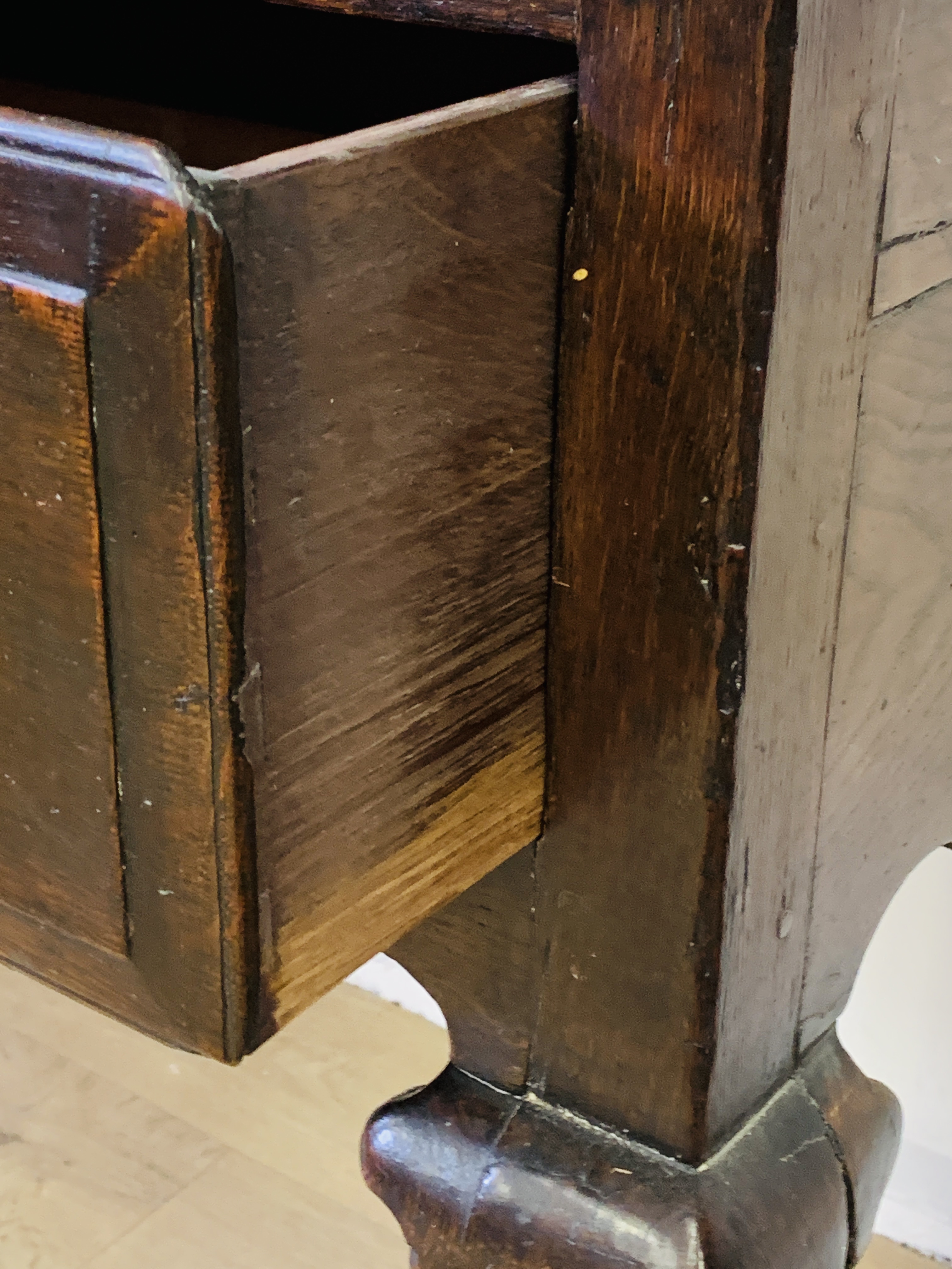 18th century mahogany dresser - Image 6 of 12