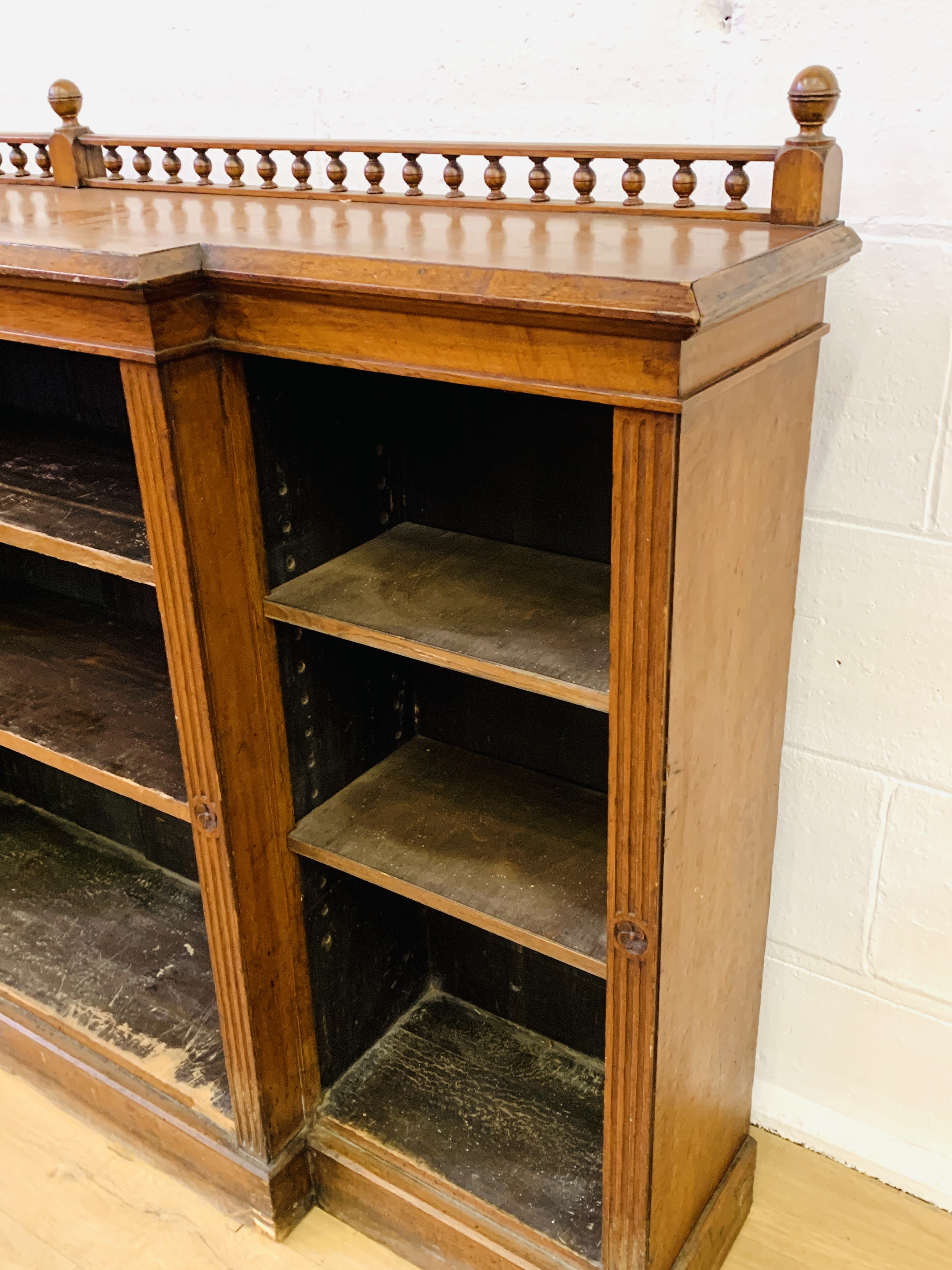 Victorian breakfront bookcase - Image 3 of 5