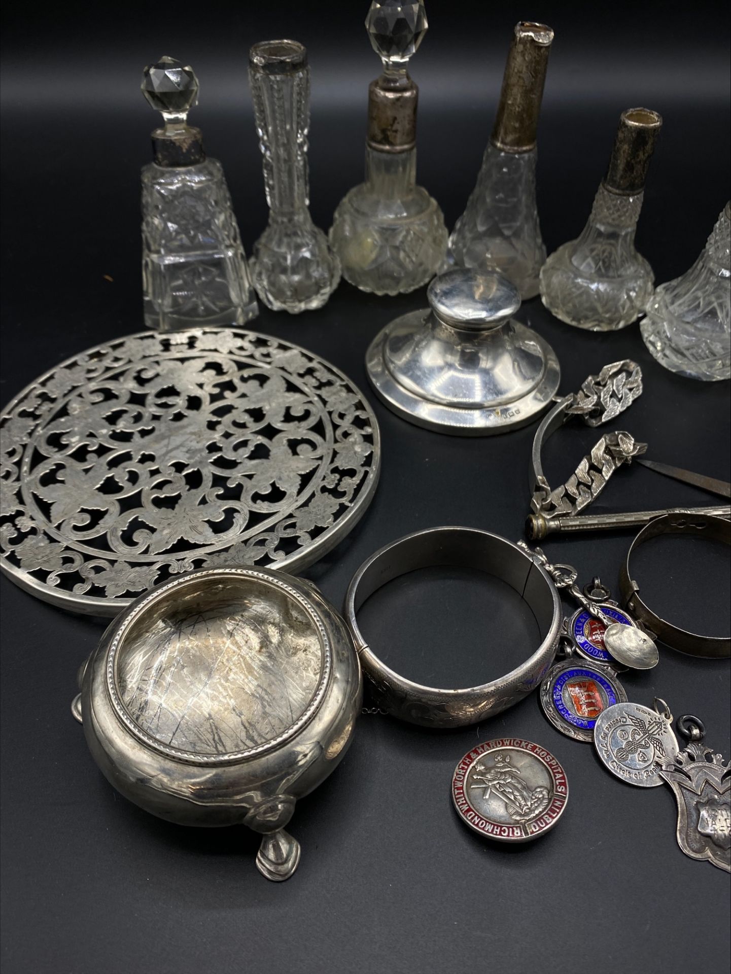 A quantity of silver for repair or restoration - Bild 4 aus 4