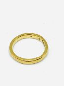 18ct gold ring