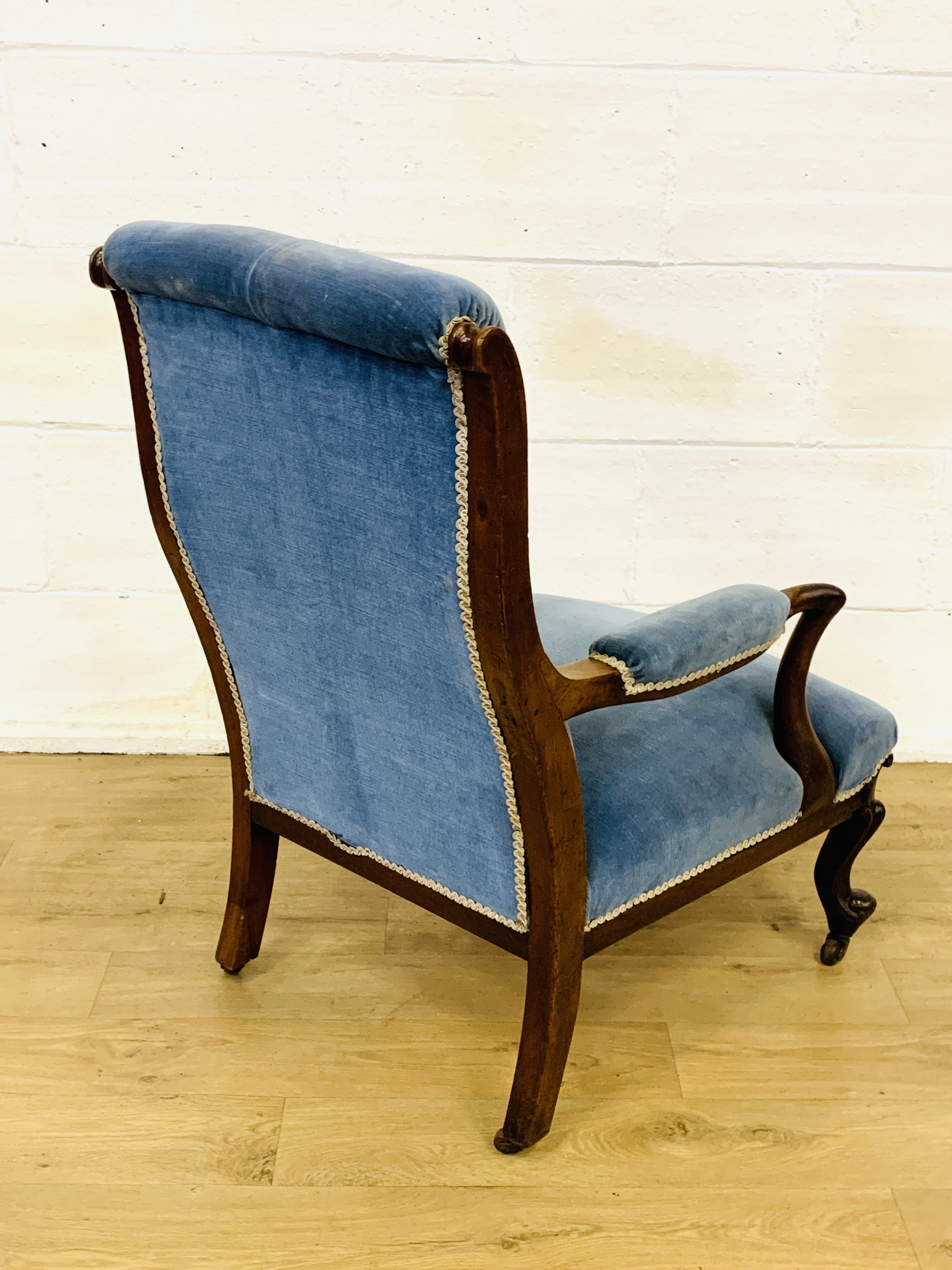 Mahogany open armchair - Image 4 of 5