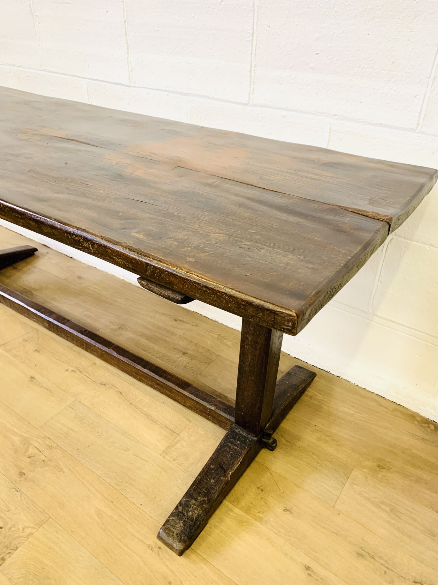 Mahogany dining table - Image 2 of 5