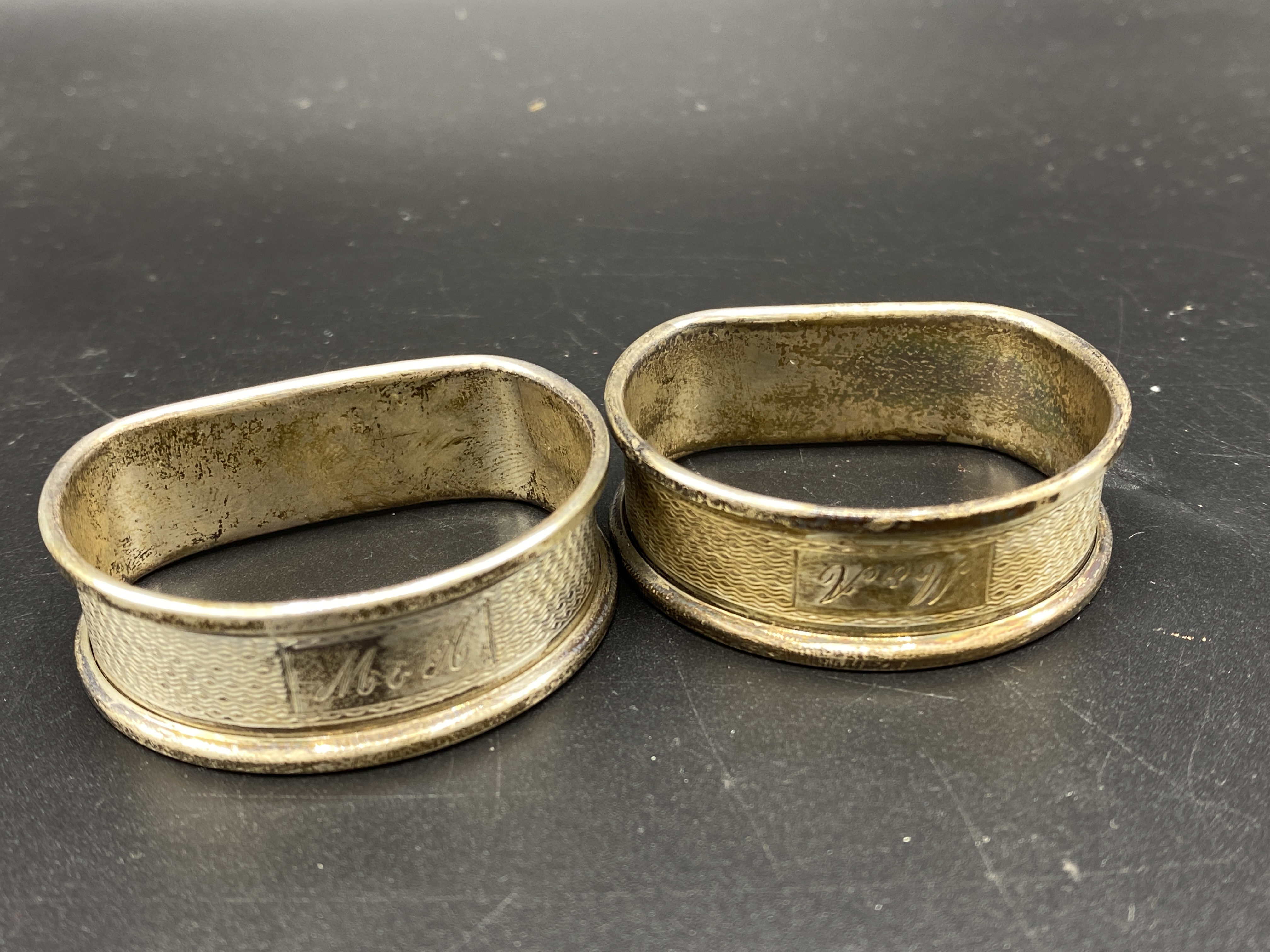 Four silver napkin rings - Image 4 of 5