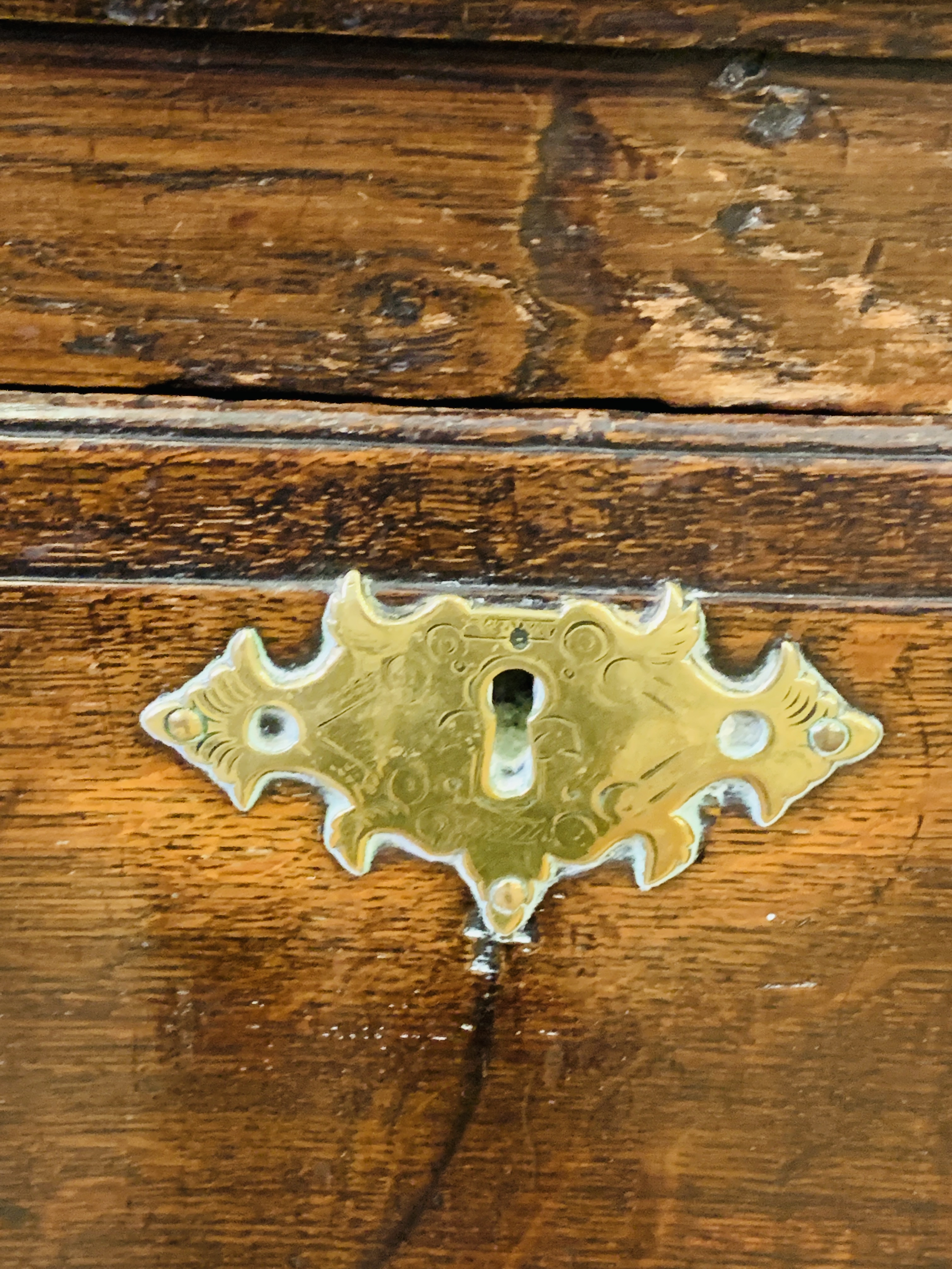 18th century mahogany dresser - Image 8 of 12