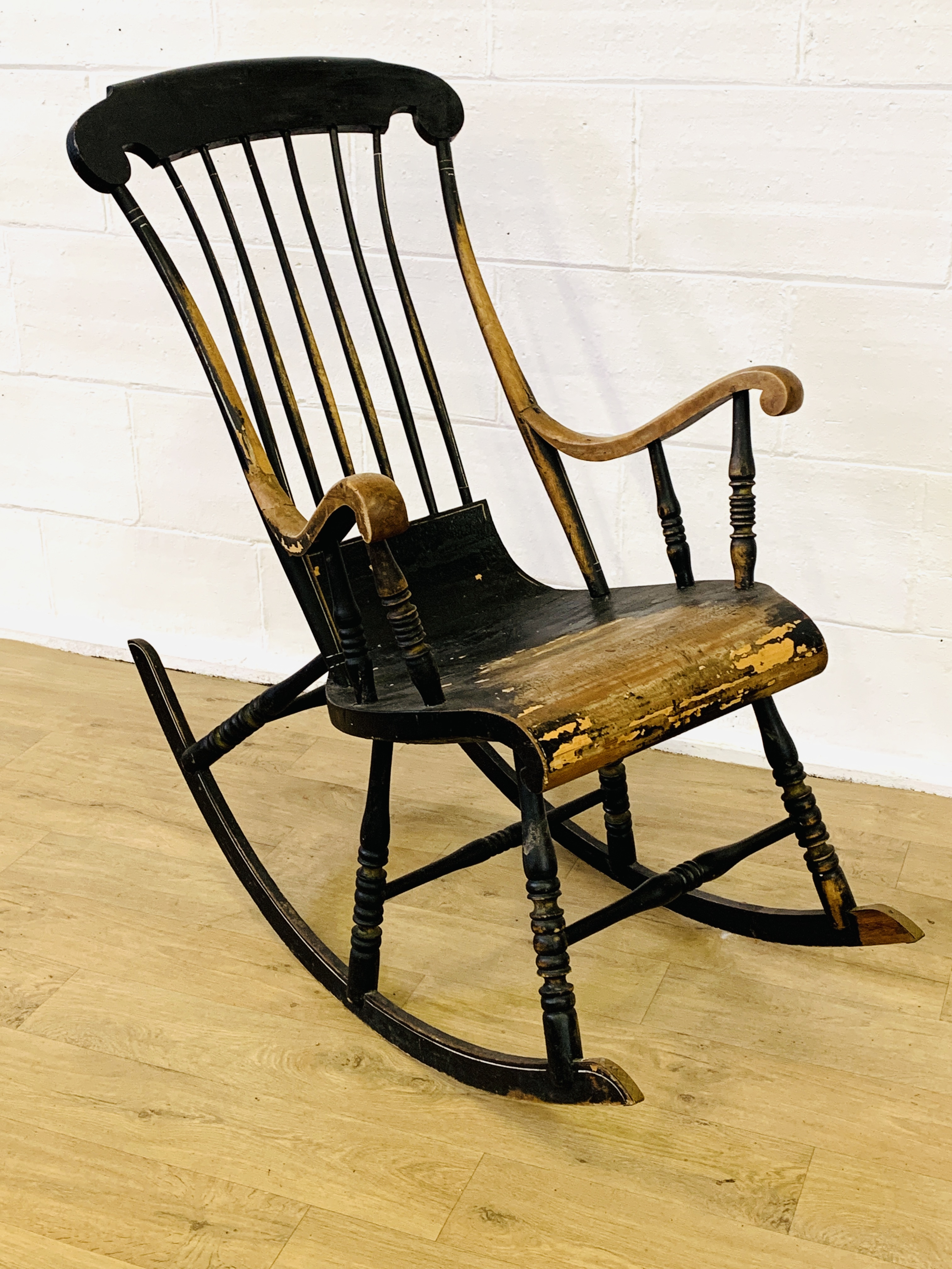 Black painted Windsor style rocking chair - Image 2 of 4