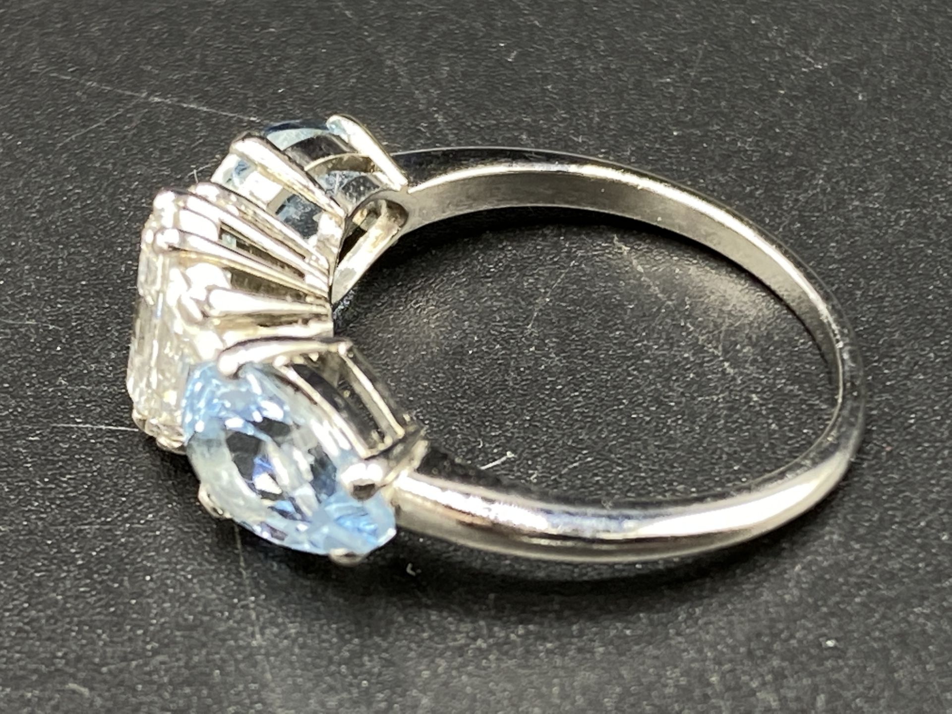White gold, aquamarine and diamond ring - Image 4 of 5