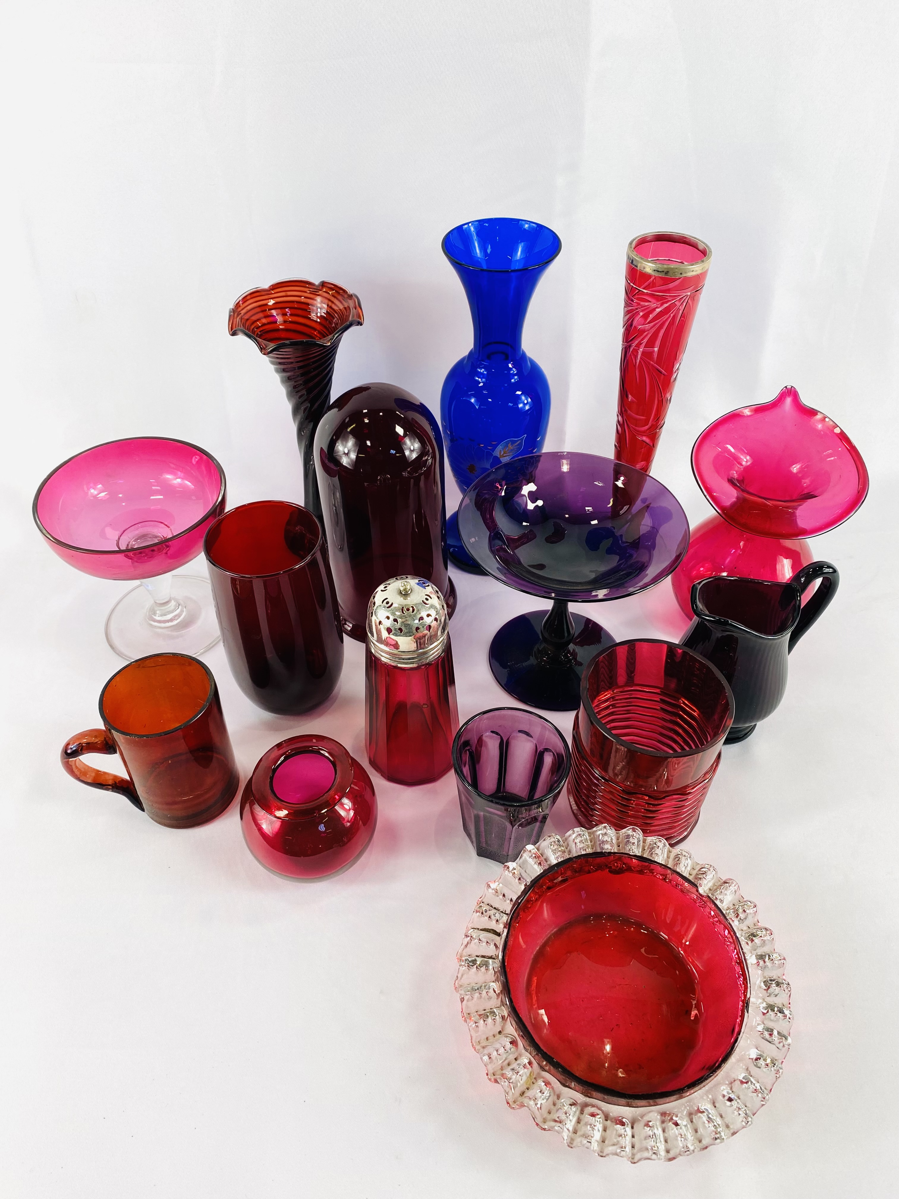 Quantity of cranberry and other glass - Image 2 of 4